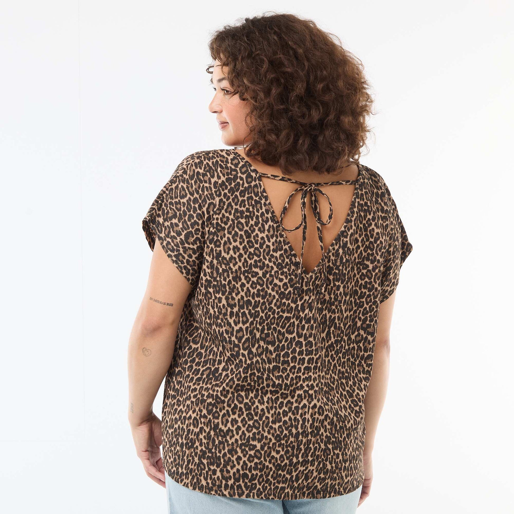 Blouse en matière gaufrée à manches courtes BEIGE