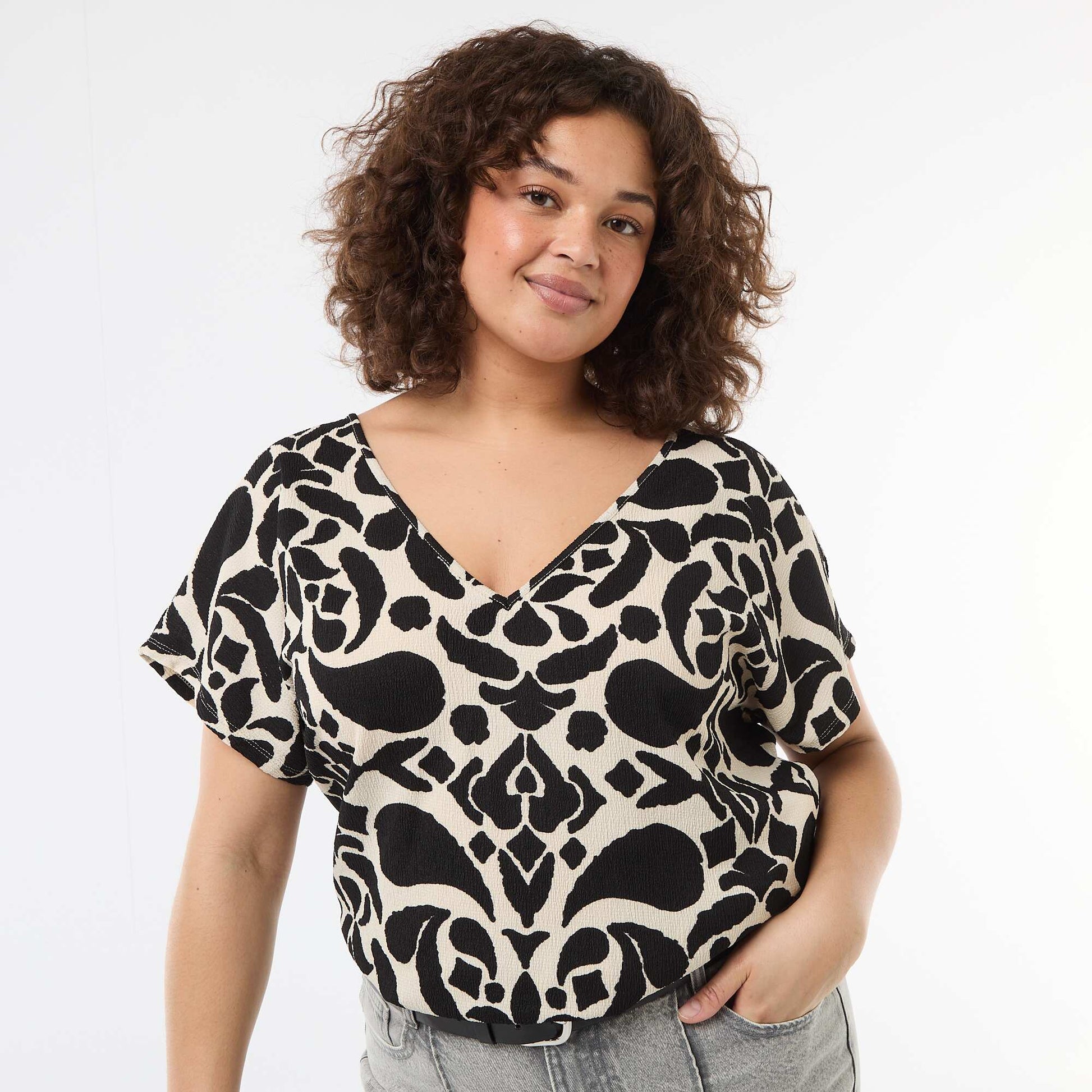Blouse en matière gaufrée à manches courtes NOIR