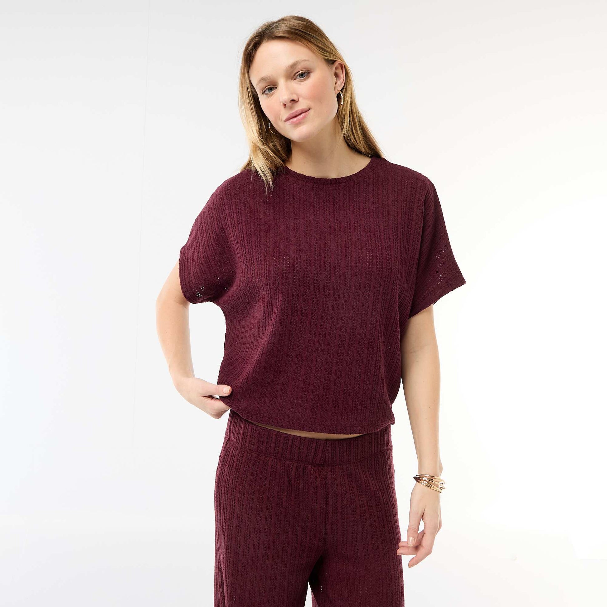 Pull en maille ajourée à manches courtes ROUGE