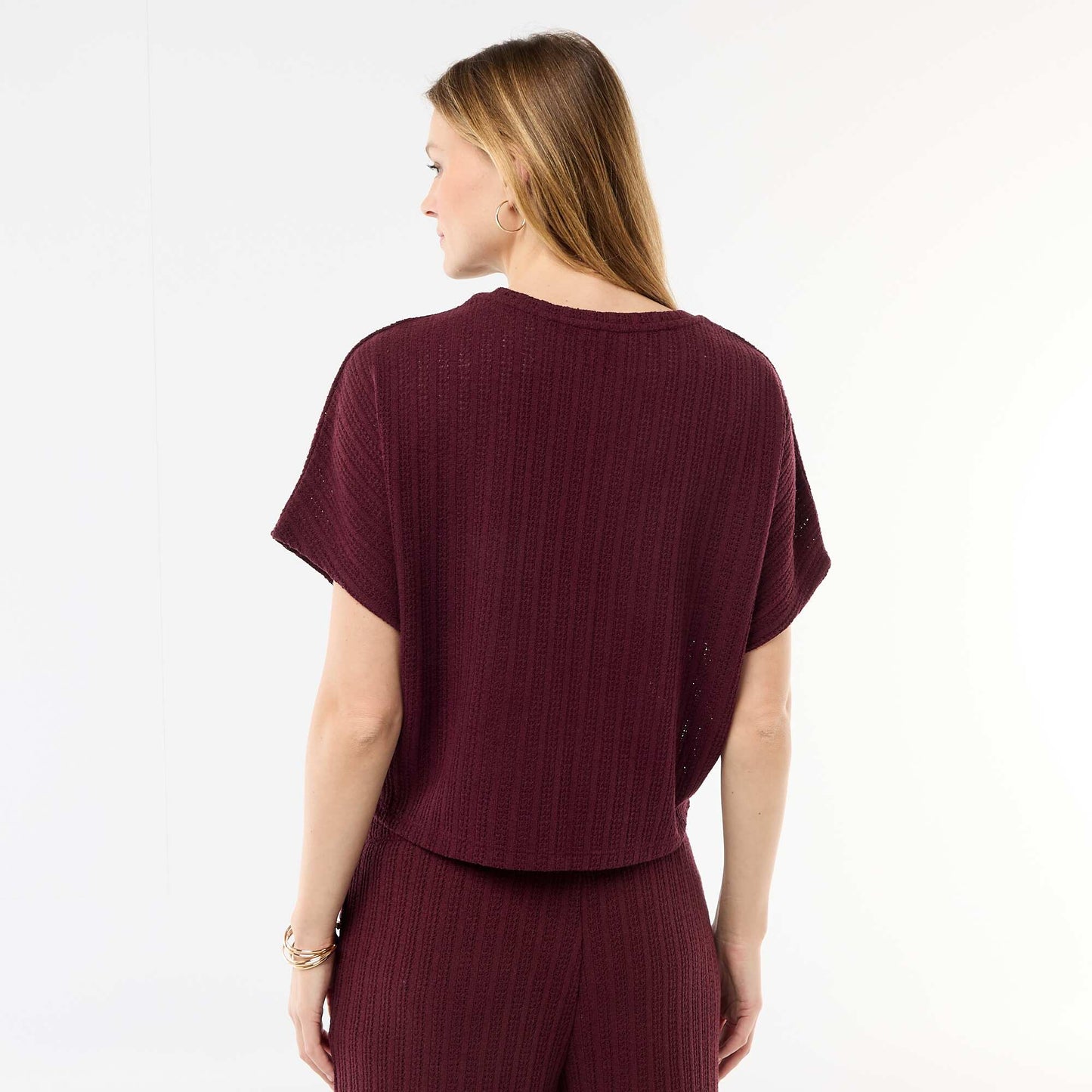 Pull en maille ajourée à manches courtes ROUGE