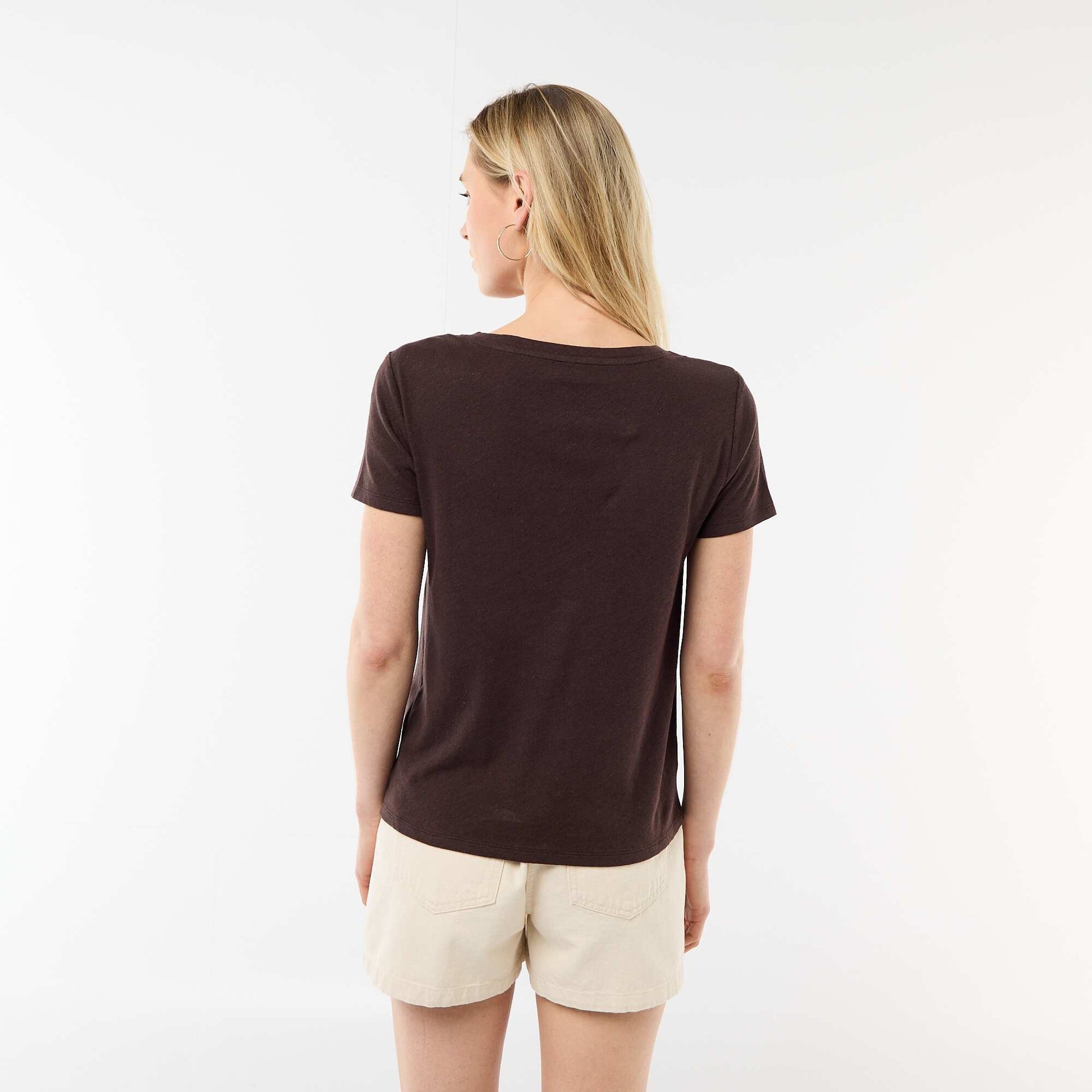 T-shirt basique à manches courtes col V MARRON