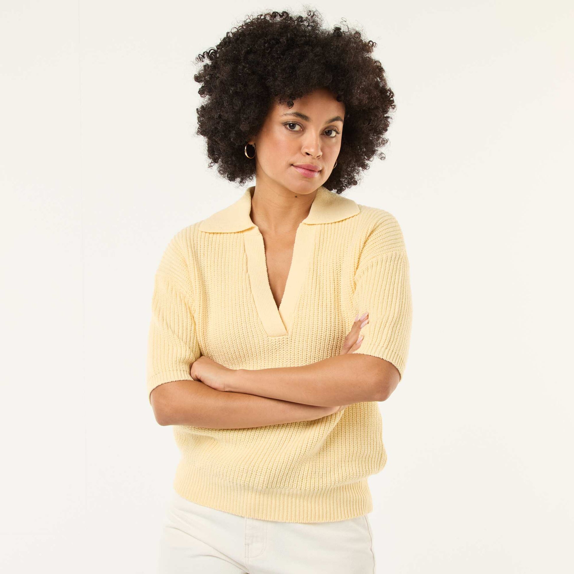 Pull esprit polo avec encolure V JAUNE