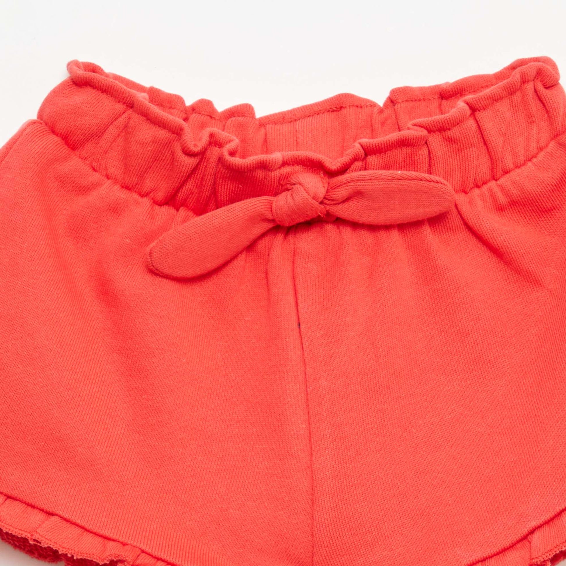 Short volanté avec nœud à la taille ROUGE
