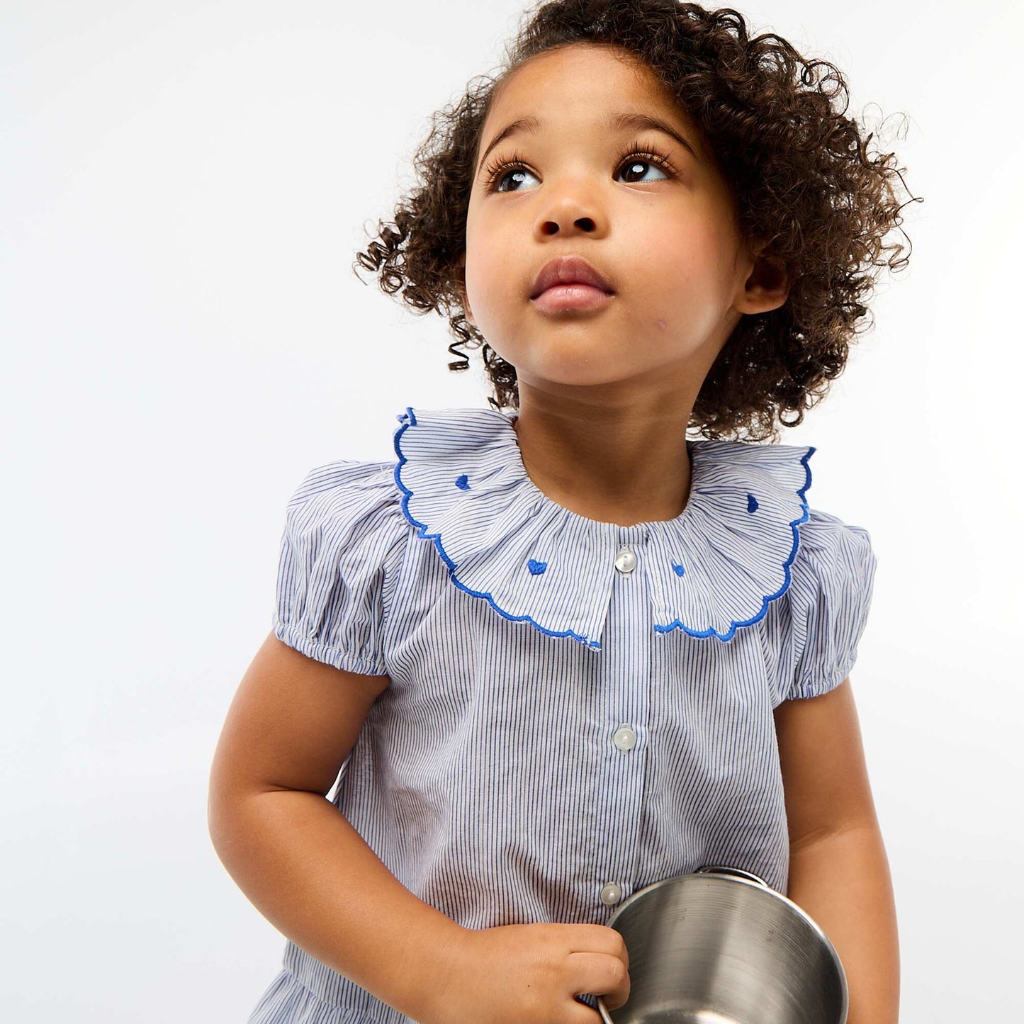 Robe rayée à manches courtes et base volantée BLEU