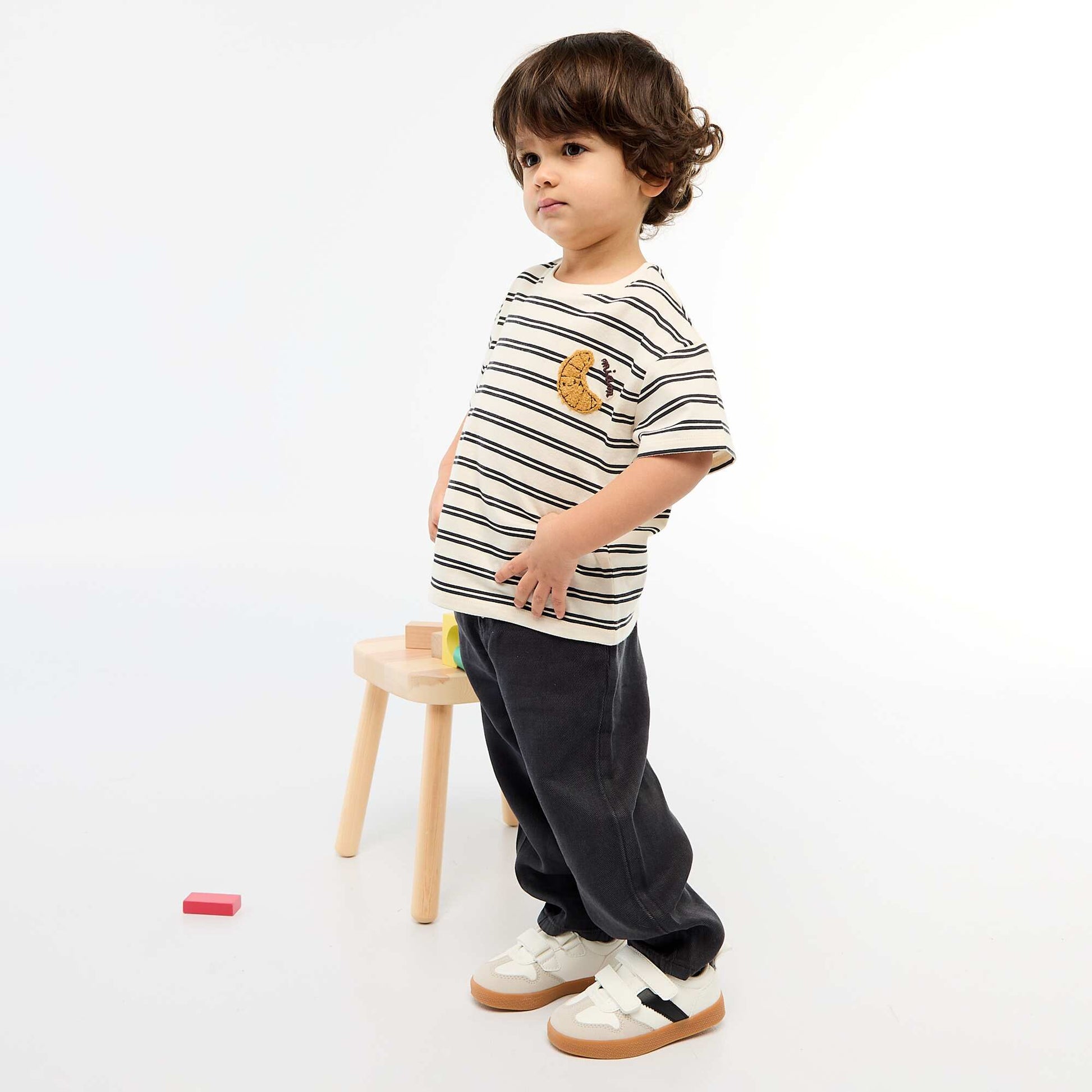 Pantalon uni en matière douce avec coupe relax fit NOIR