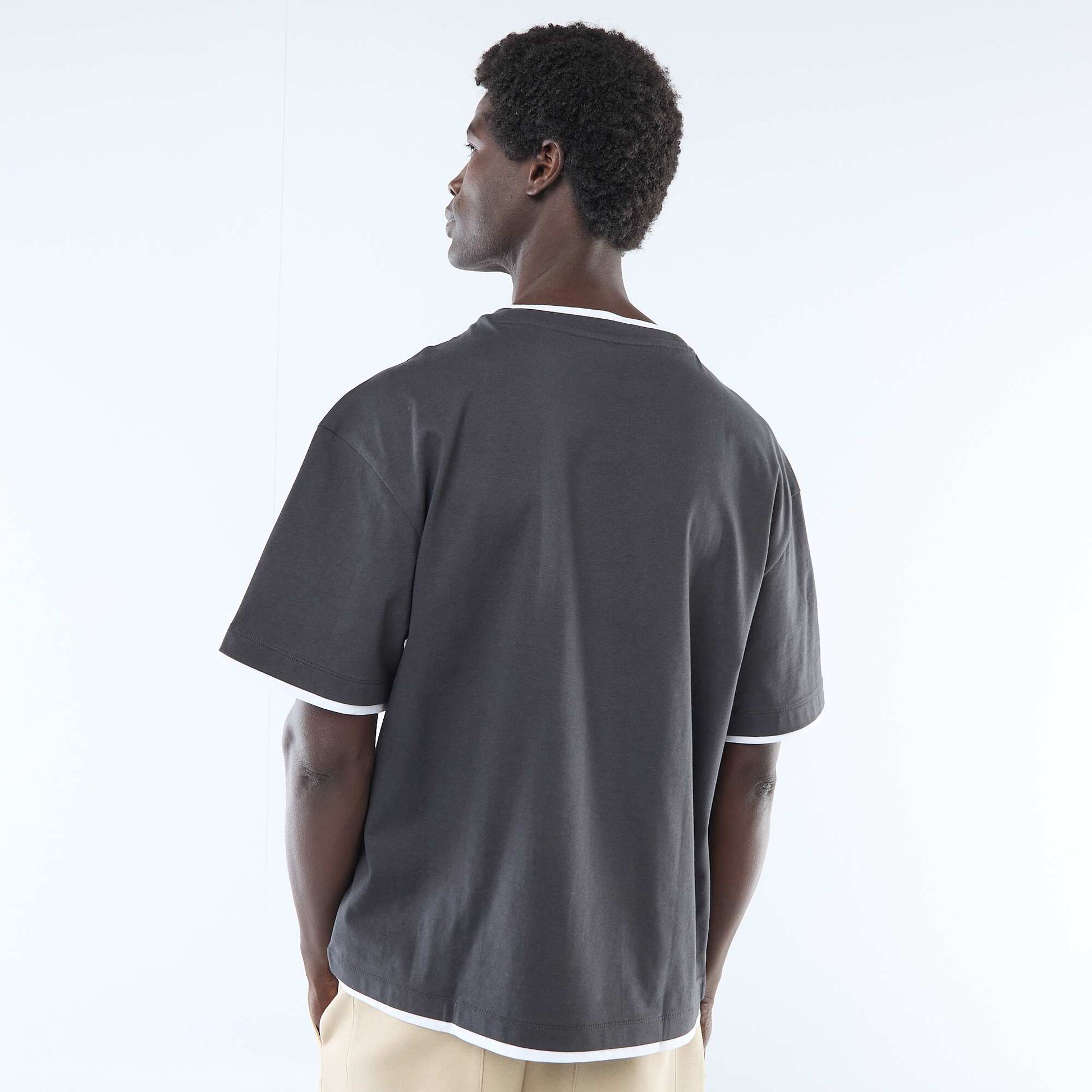 T-shirt effet 2-en-1 à manches courtes NOIR