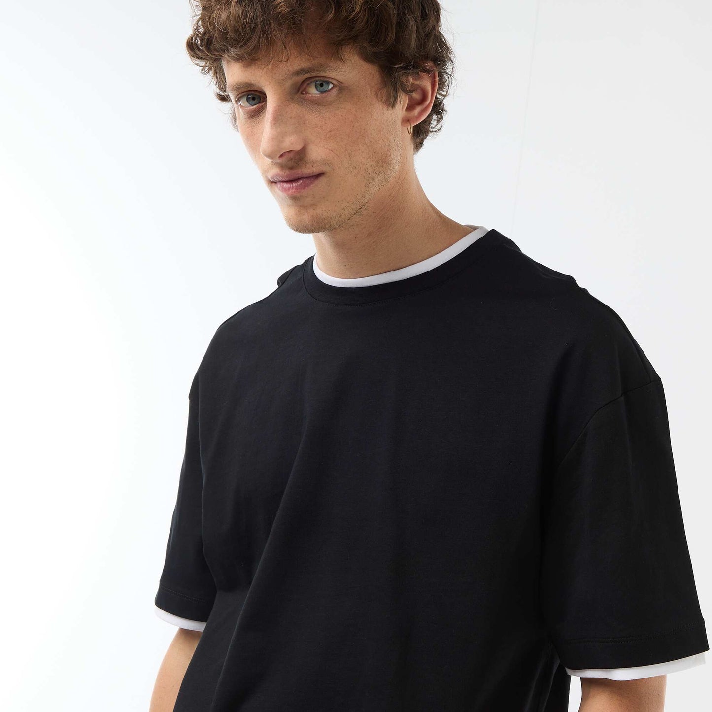 T-shirt effet 2-en-1 à manches courtes NOIR