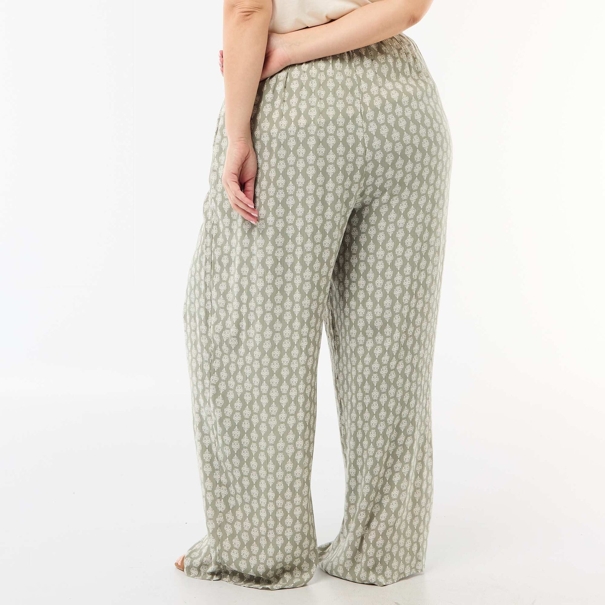 Pantalon large en maille crêpée VERT