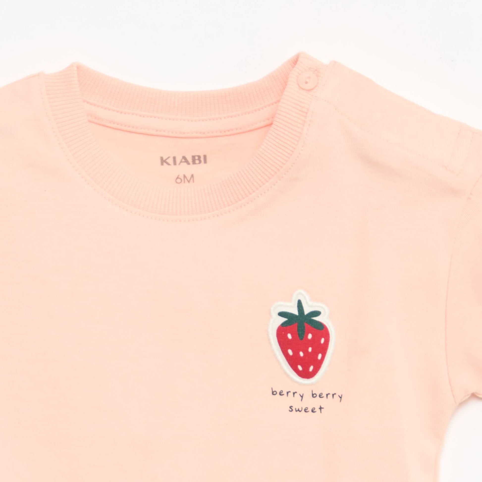 T-shirt manches courtes en jersey coton avec patch poitrine ROSE