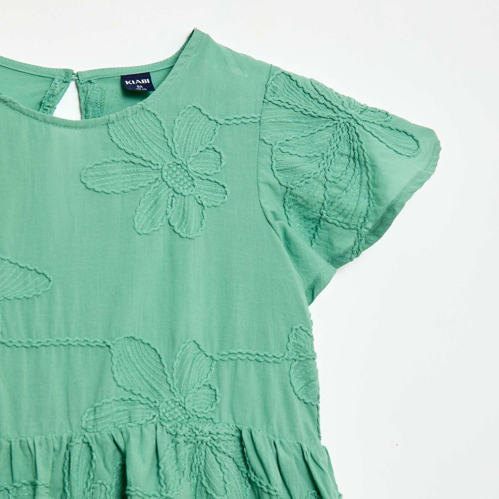 Robe avec broderies fleurs fantaisies VERT