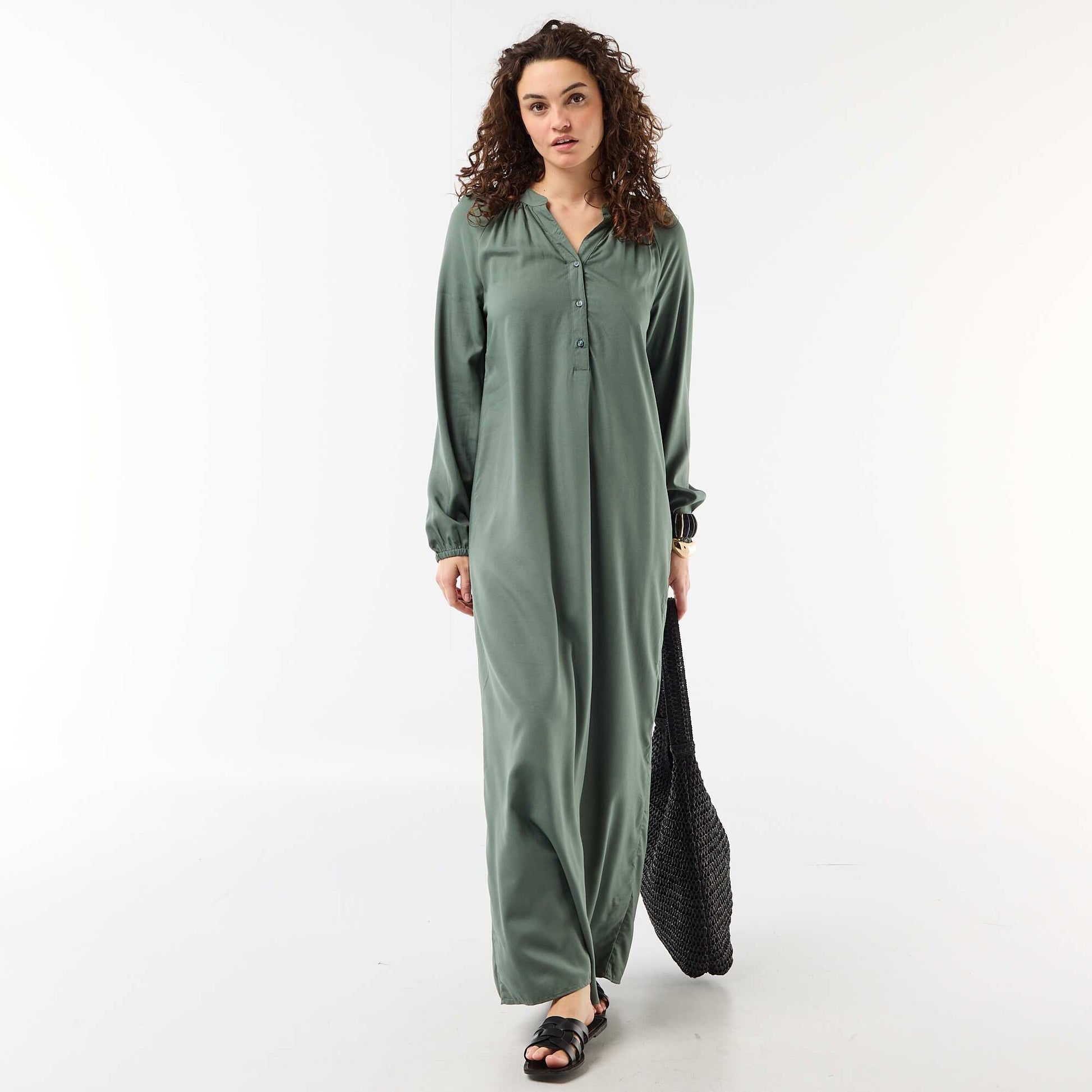 Robe longue à manches longues et col tunisien VERT