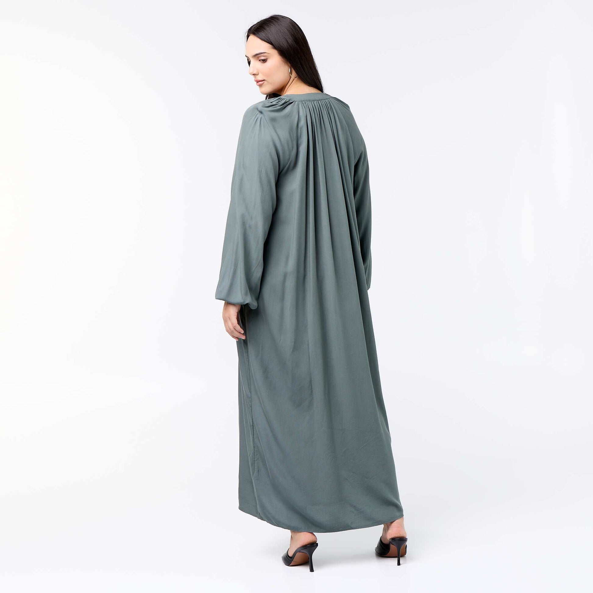 Robe longue à manches longue et col tunisien VERT