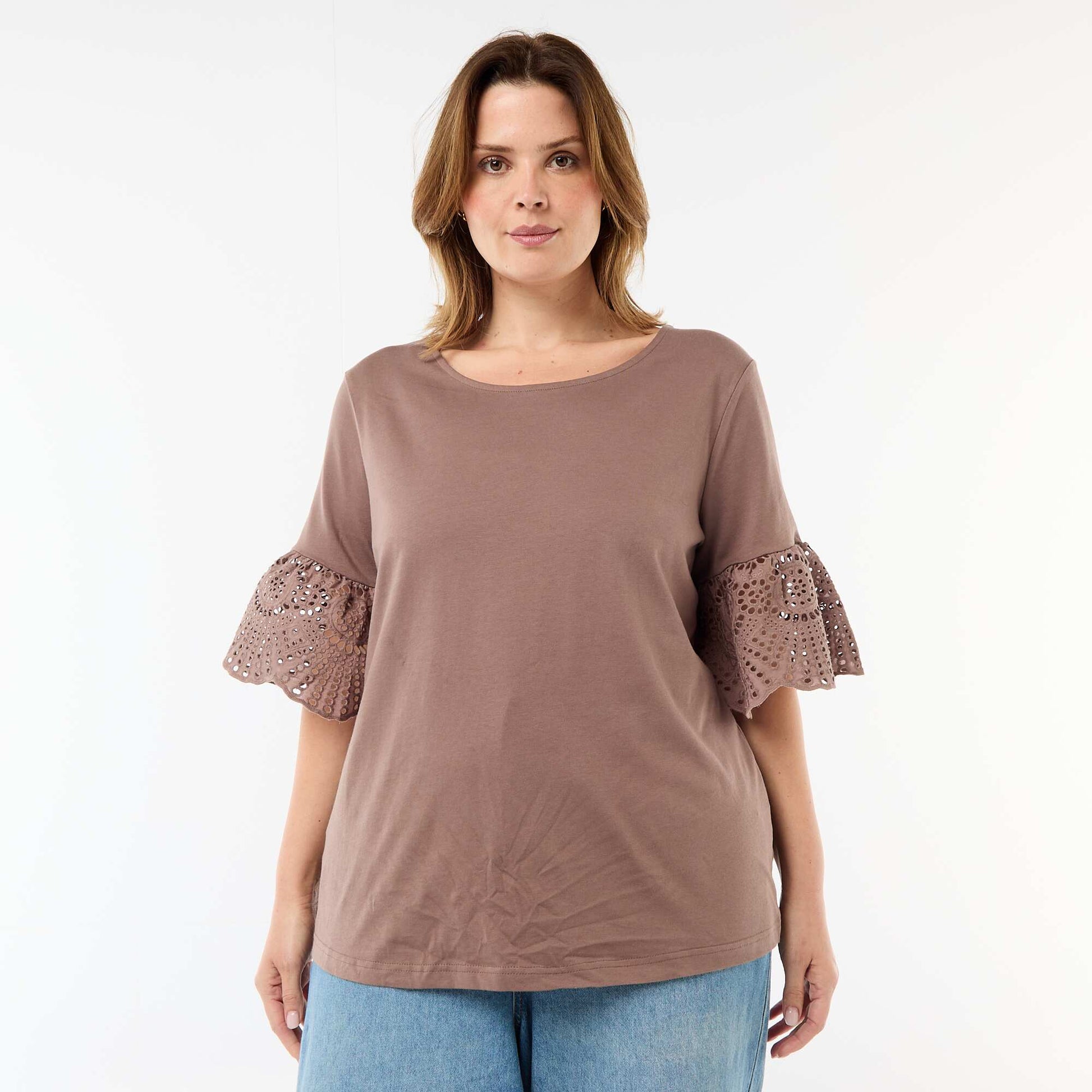 T-shirt à manches courte en macramé MARRON