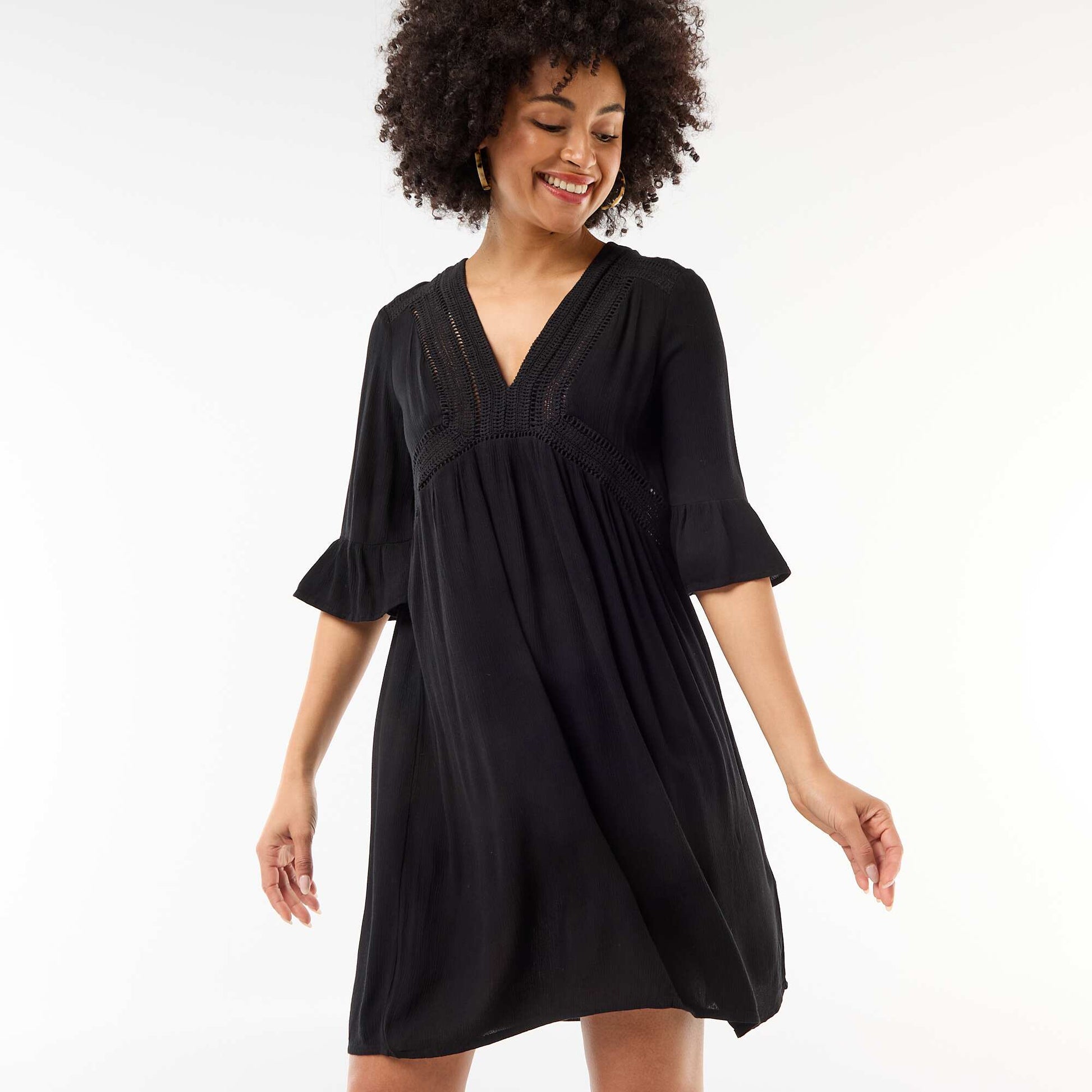 Robe de plage en maille crêpe et macramé NOIR