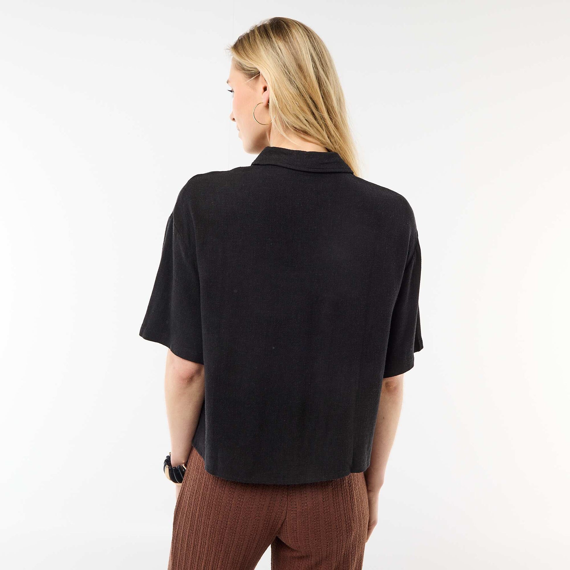 Chemise unie à manches courtes NOIR