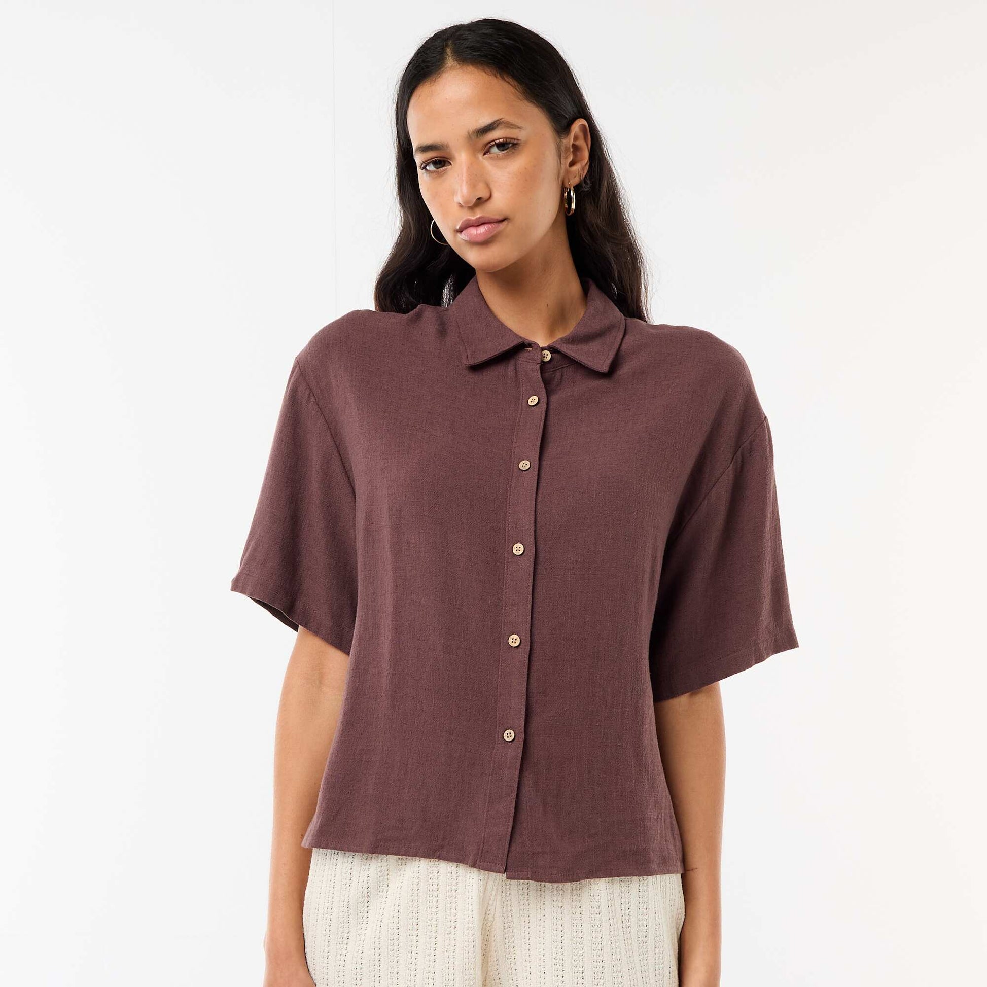 Chemise unie à manches courtes MARRON