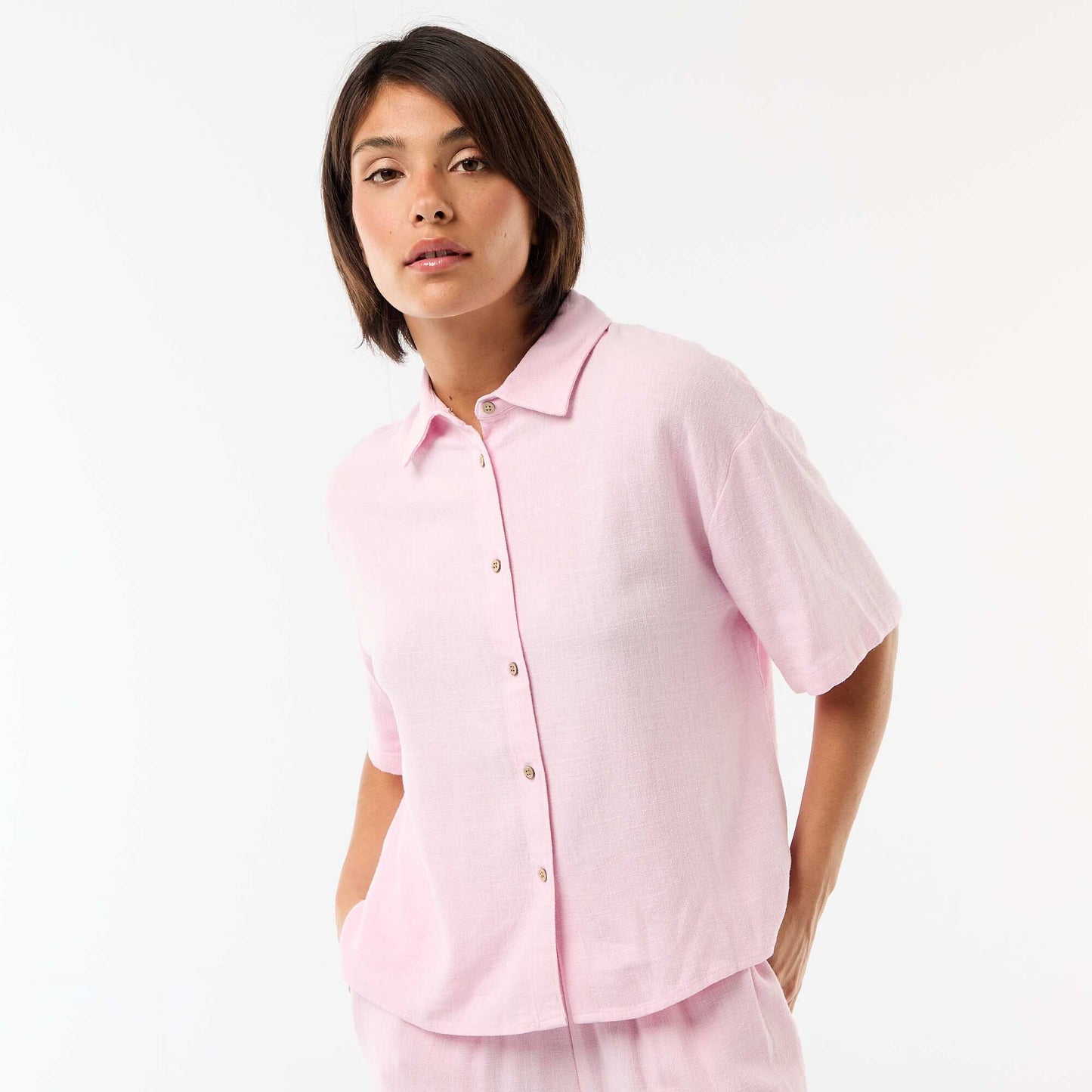 Chemise unie à manches courtes ROSE