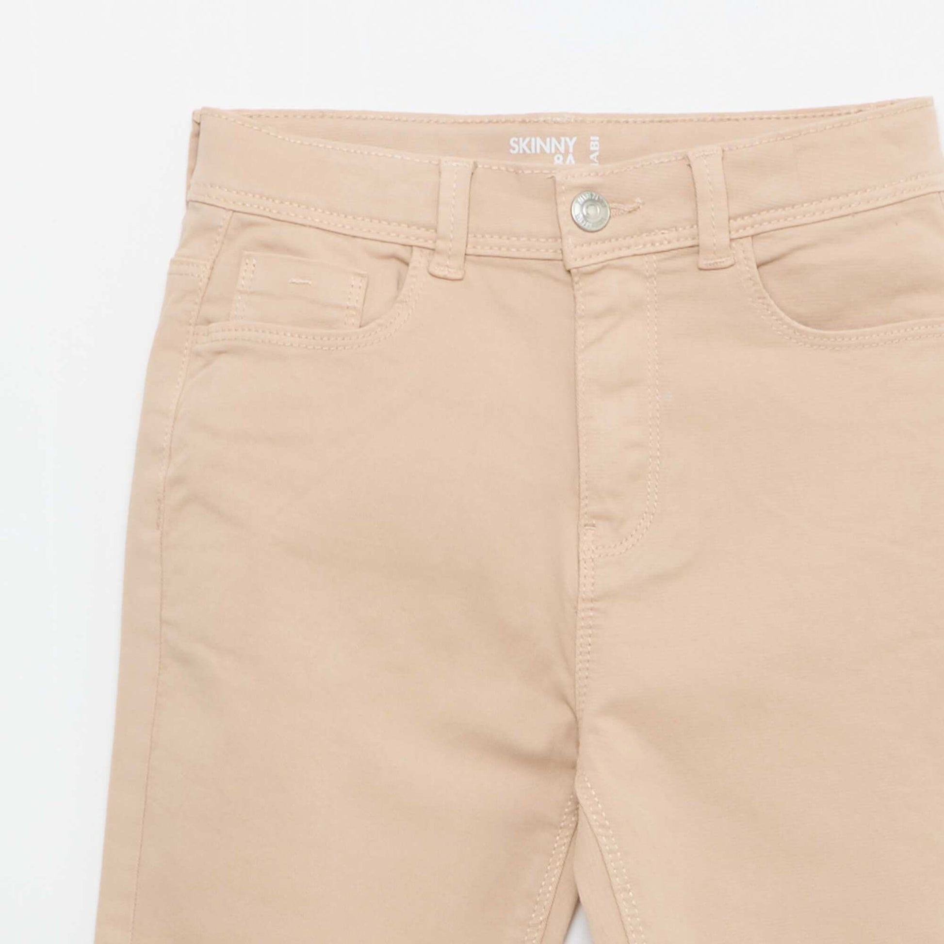 Pantacourt en jean finitions à cru BEIGE
