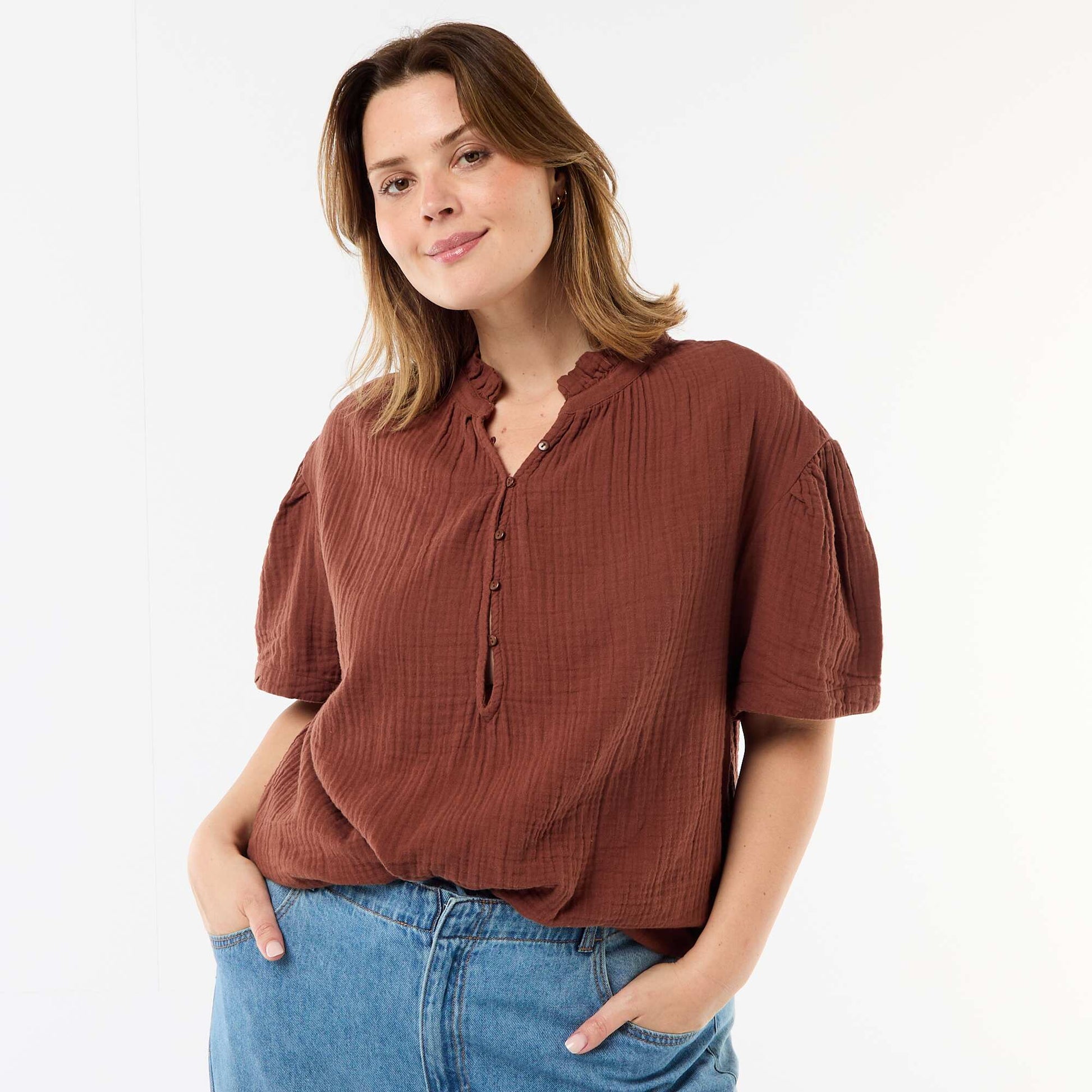 Blouse en gaze de coton avec col froncé MARRON