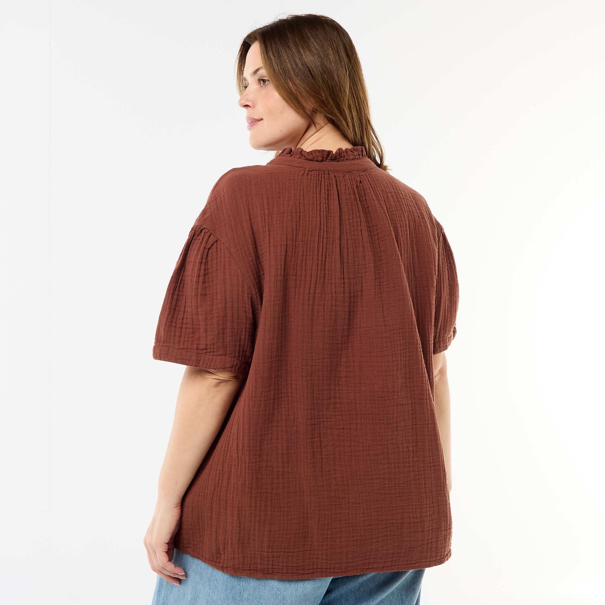 Blouse en gaze de coton avec col froncé MARRON