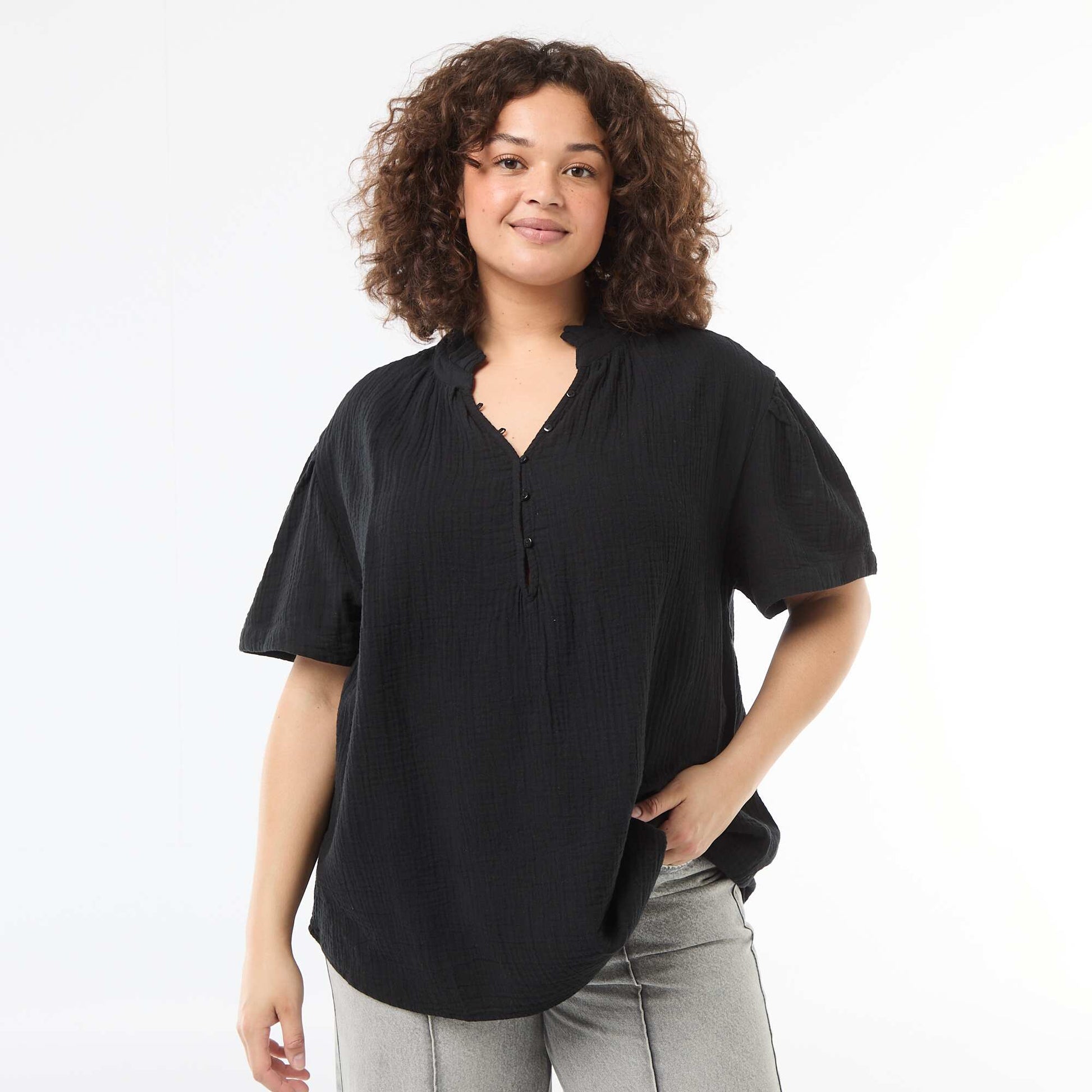 Blouse en gaze de coton avec col froncé NOIR