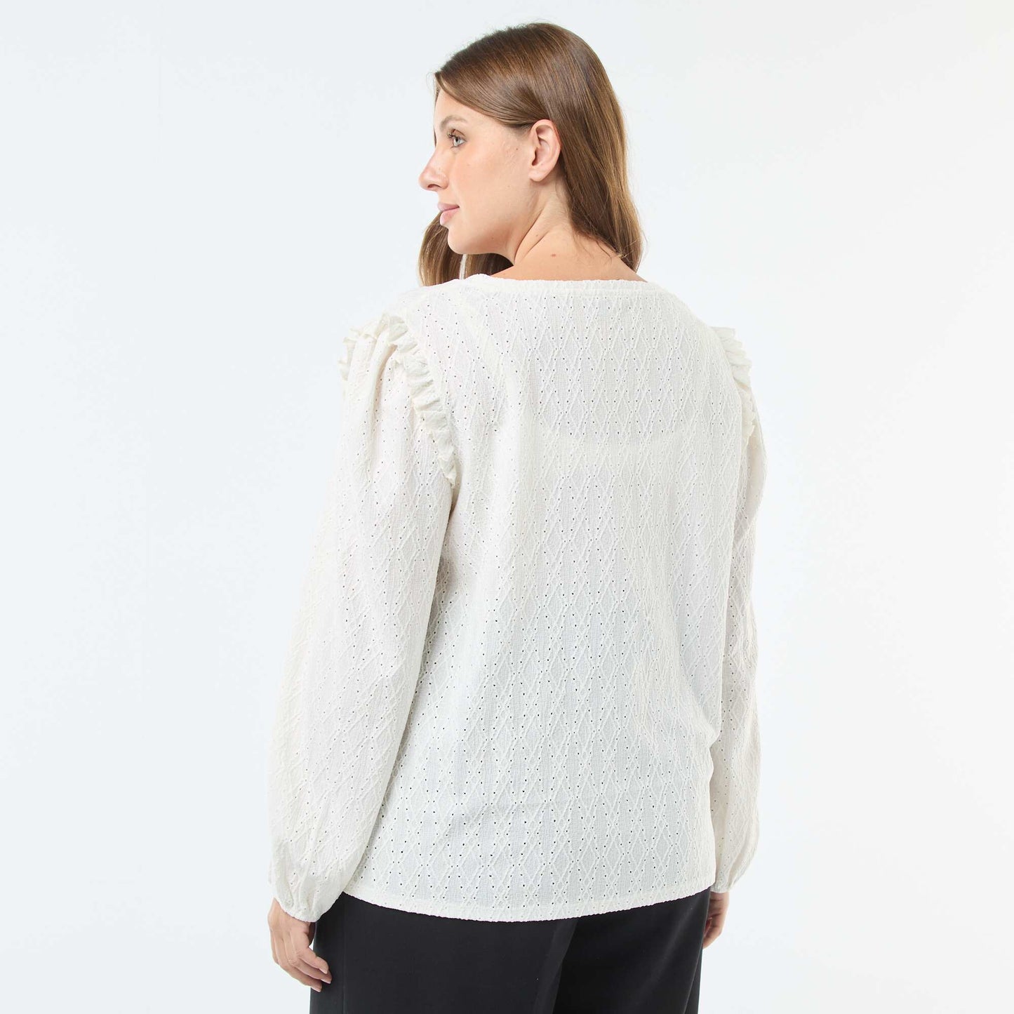 Tee-shirt en maille ajourée avec épaules volantées BLANC