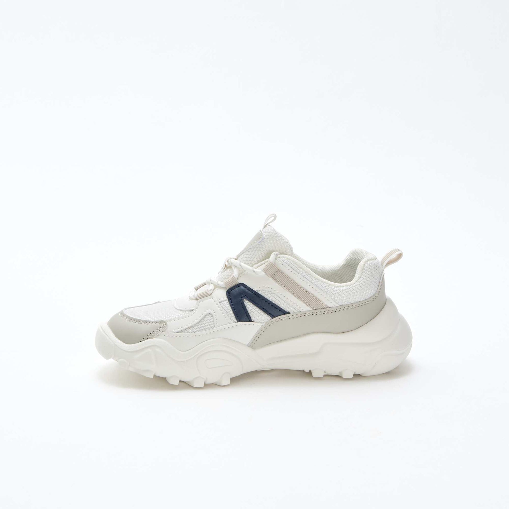 Baskets basses style running GRIS