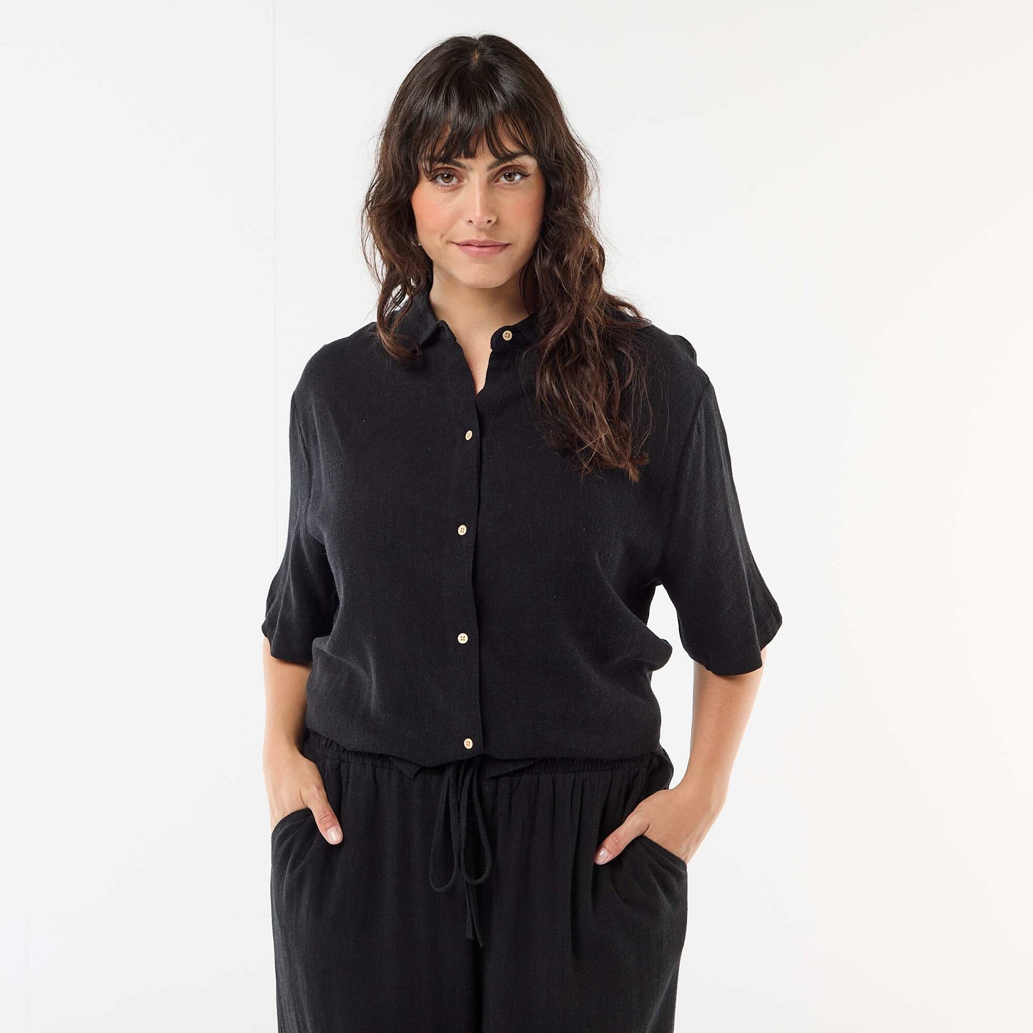 Chemise à manches courtes boutonnée NOIR