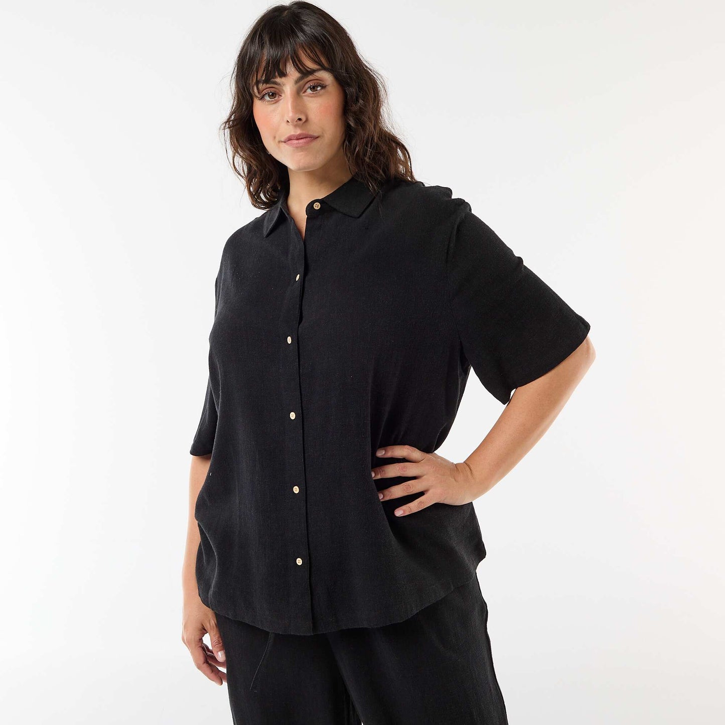 Chemise à manches courtes boutonnée NOIR