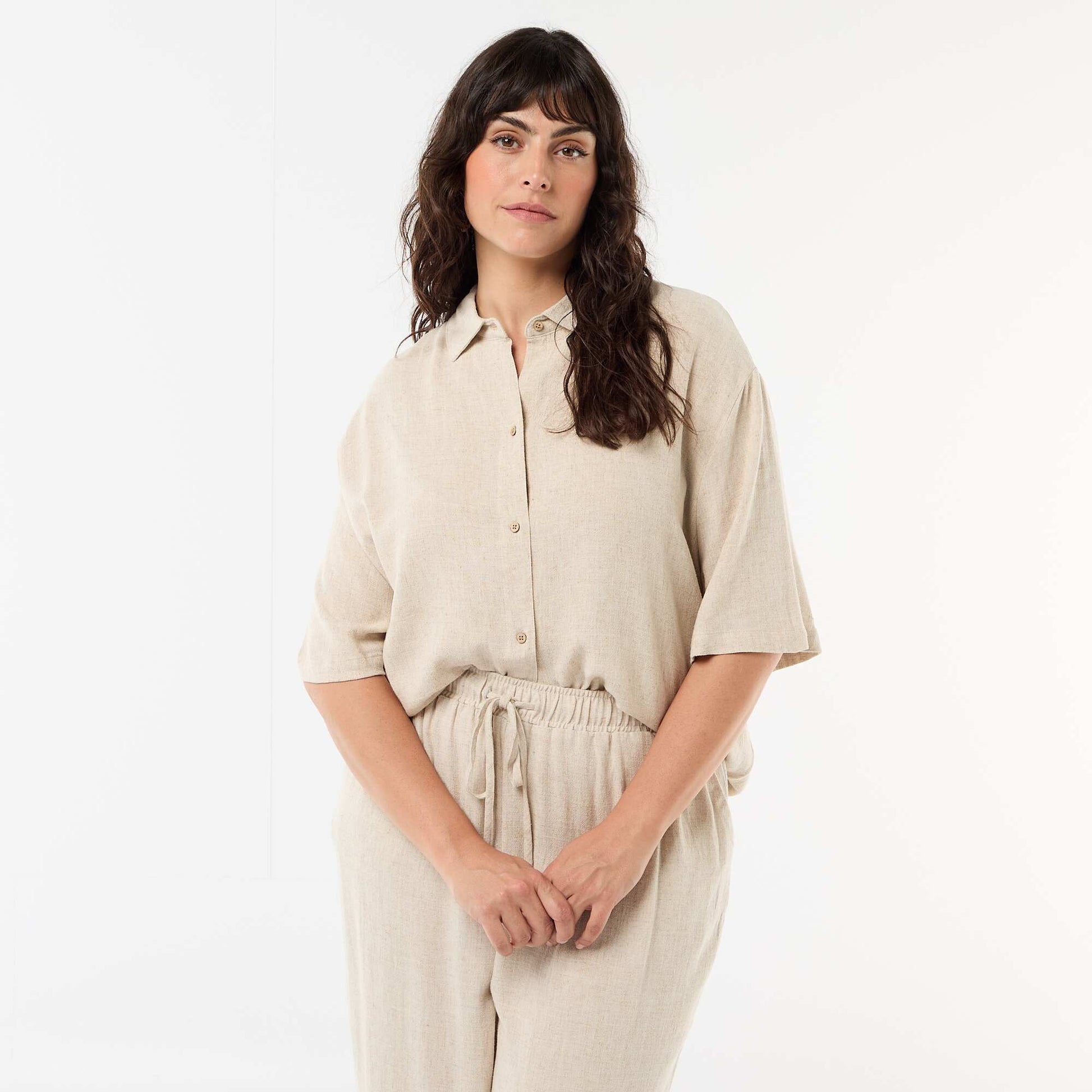 Chemise à manches courtes boutonnée BEIGE
