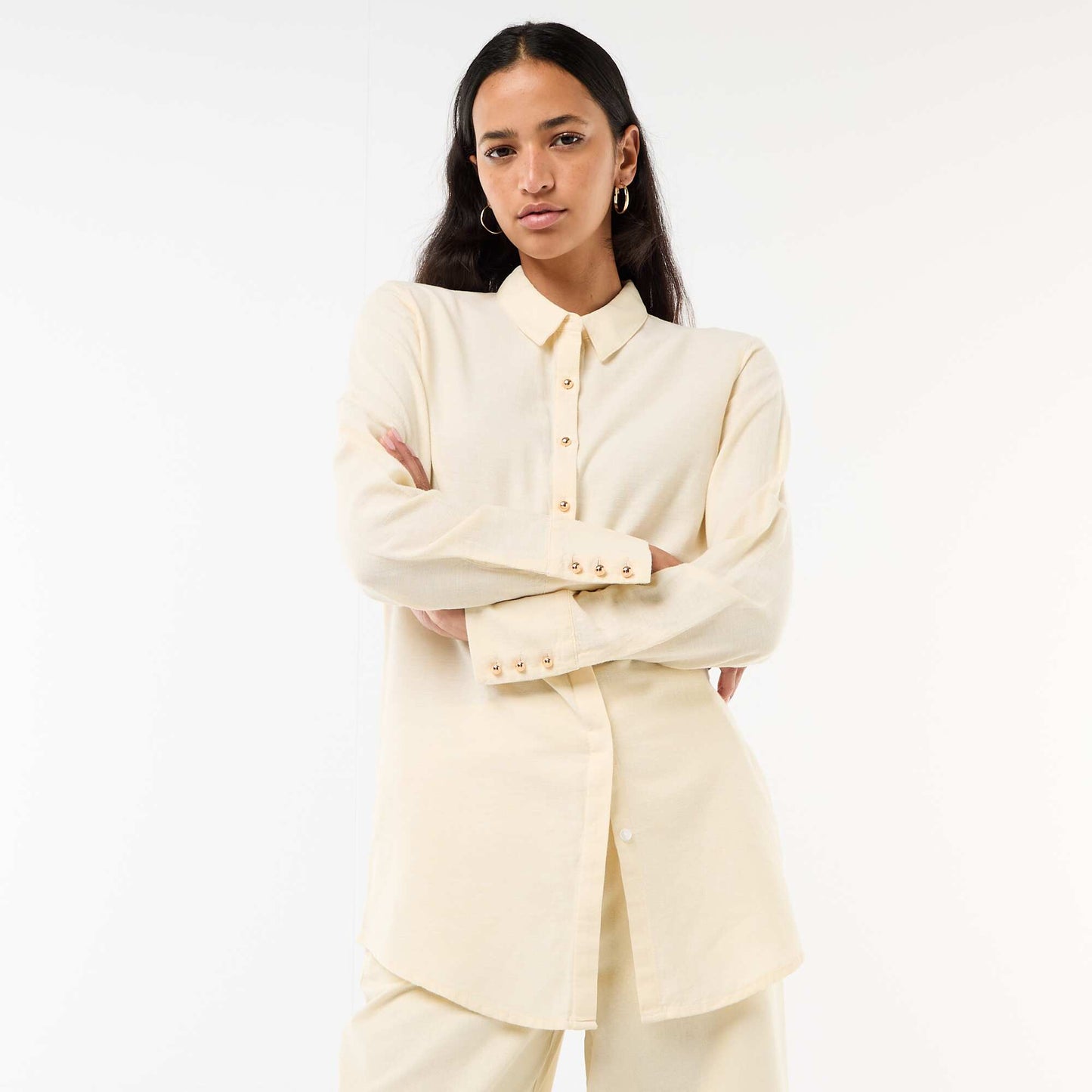 Chemisier avec boutonnage doré BEIGE