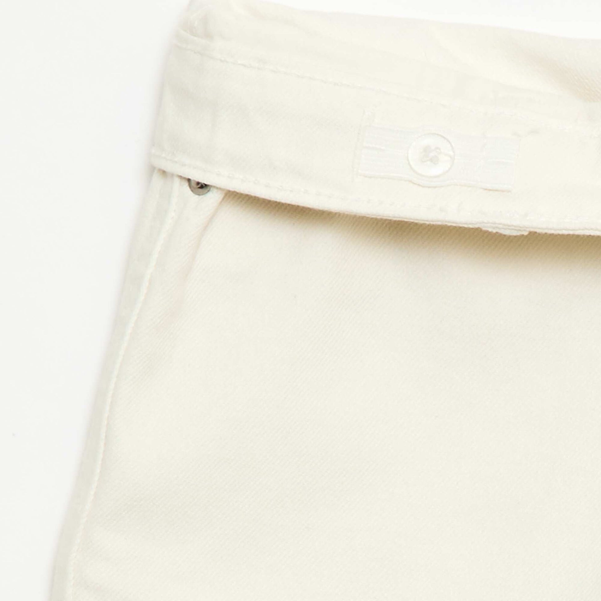 Bermuda denim slim fit stretch en coton ECRU