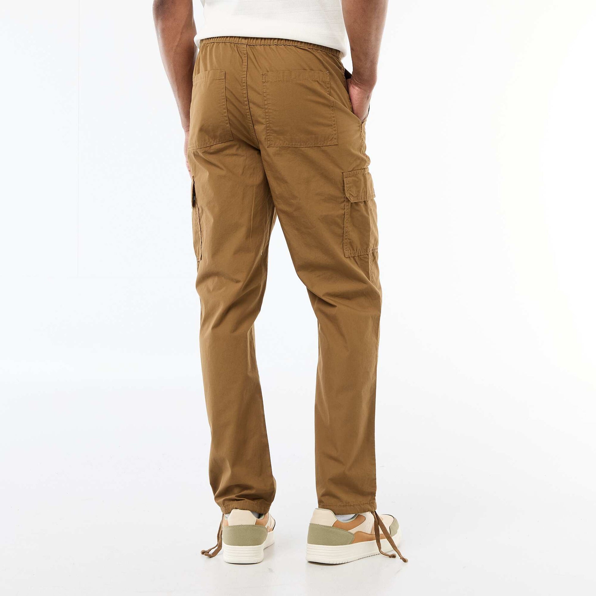Pantalon multipoche regular fit MARRON