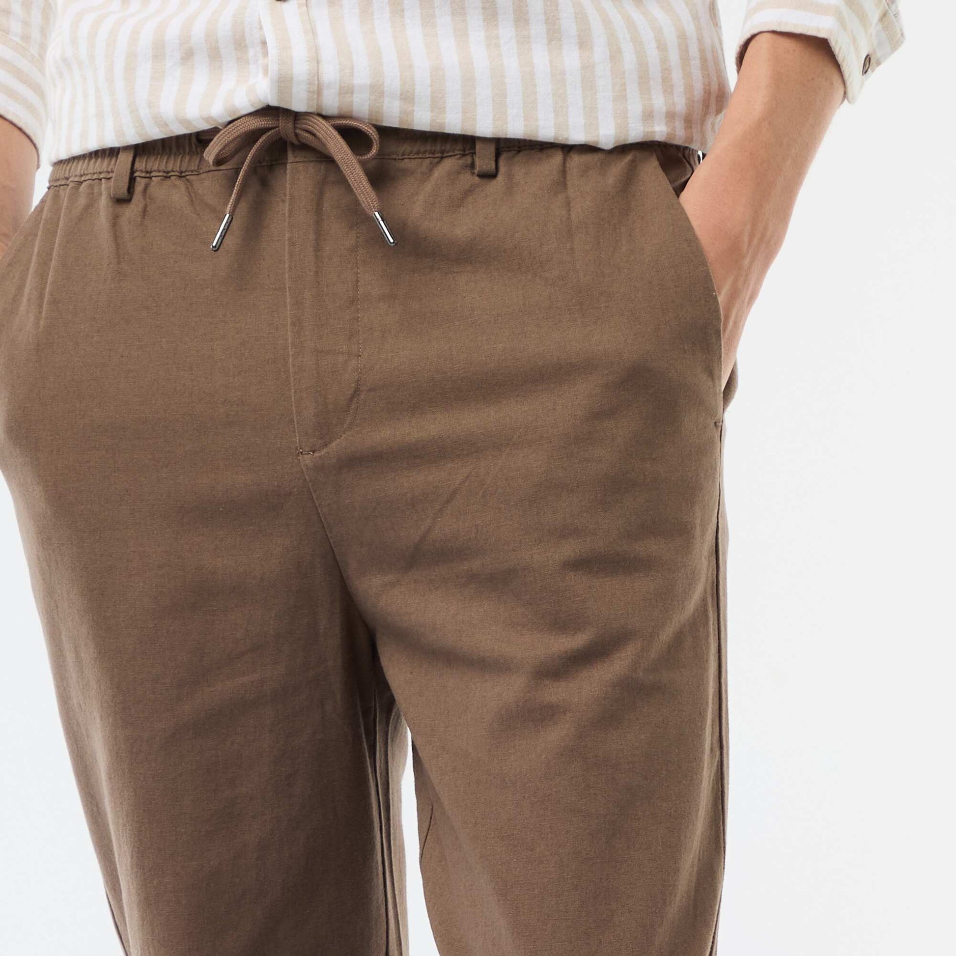 Pantalon chino regular en lin mélangé MARRON