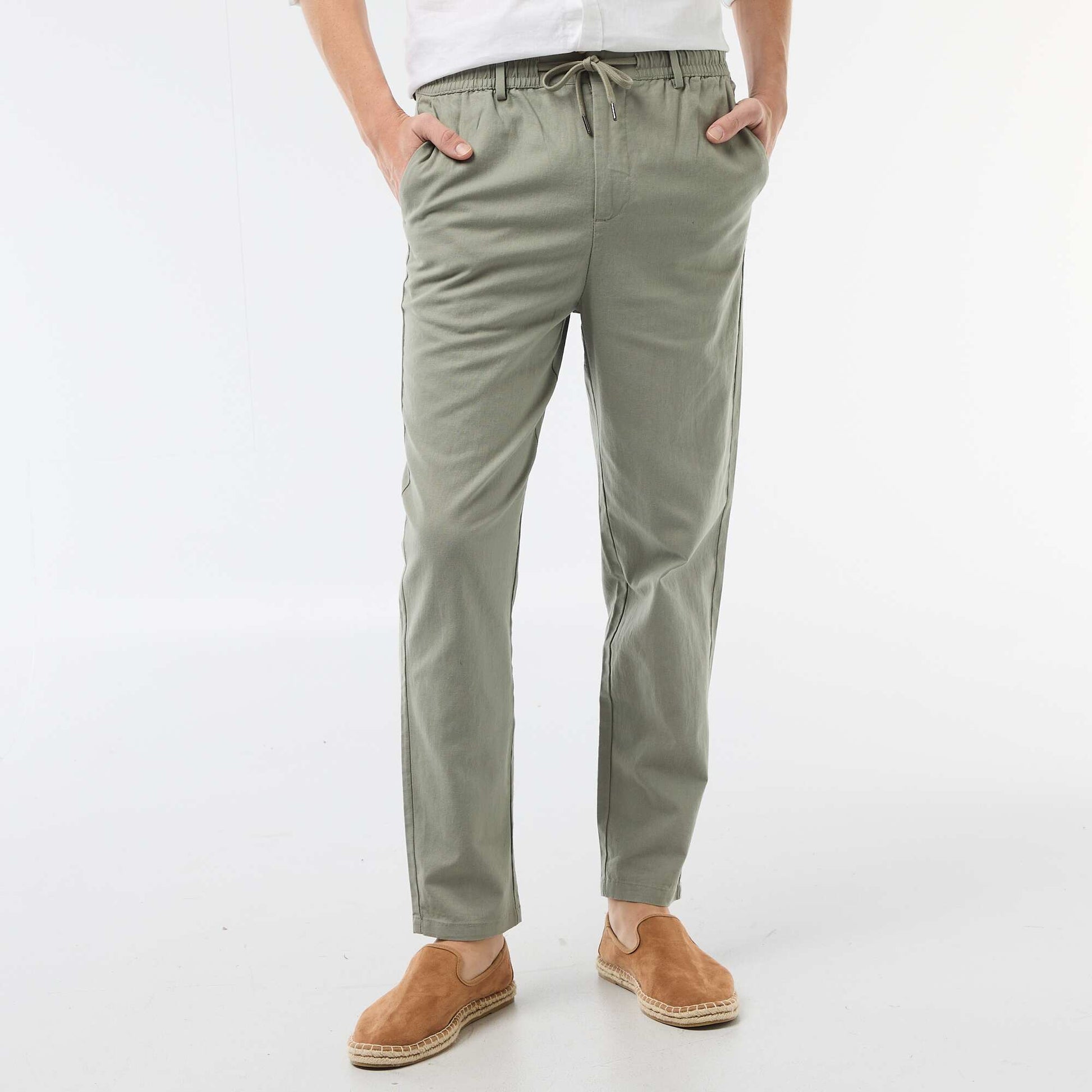 Pantalon chino regular en lin mélangé VERT