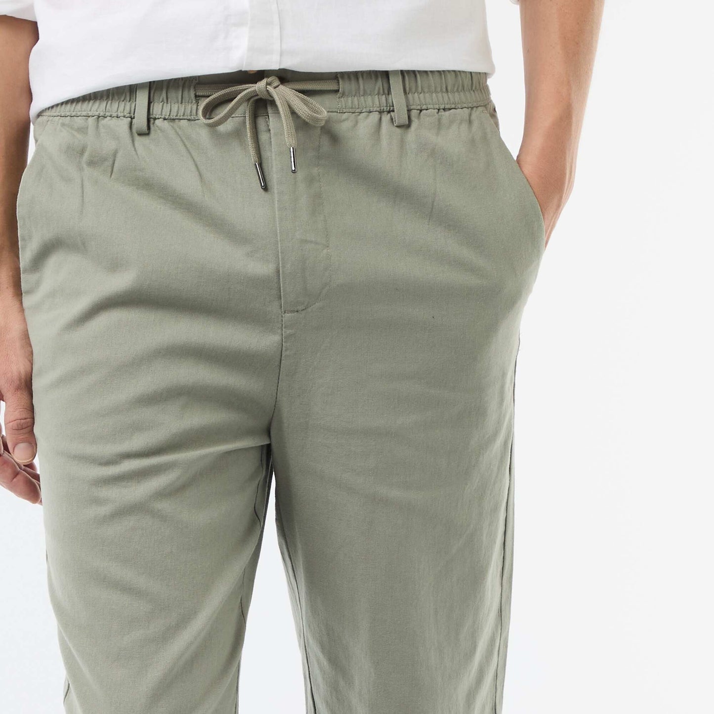 Pantalon chino regular en lin mélangé VERT