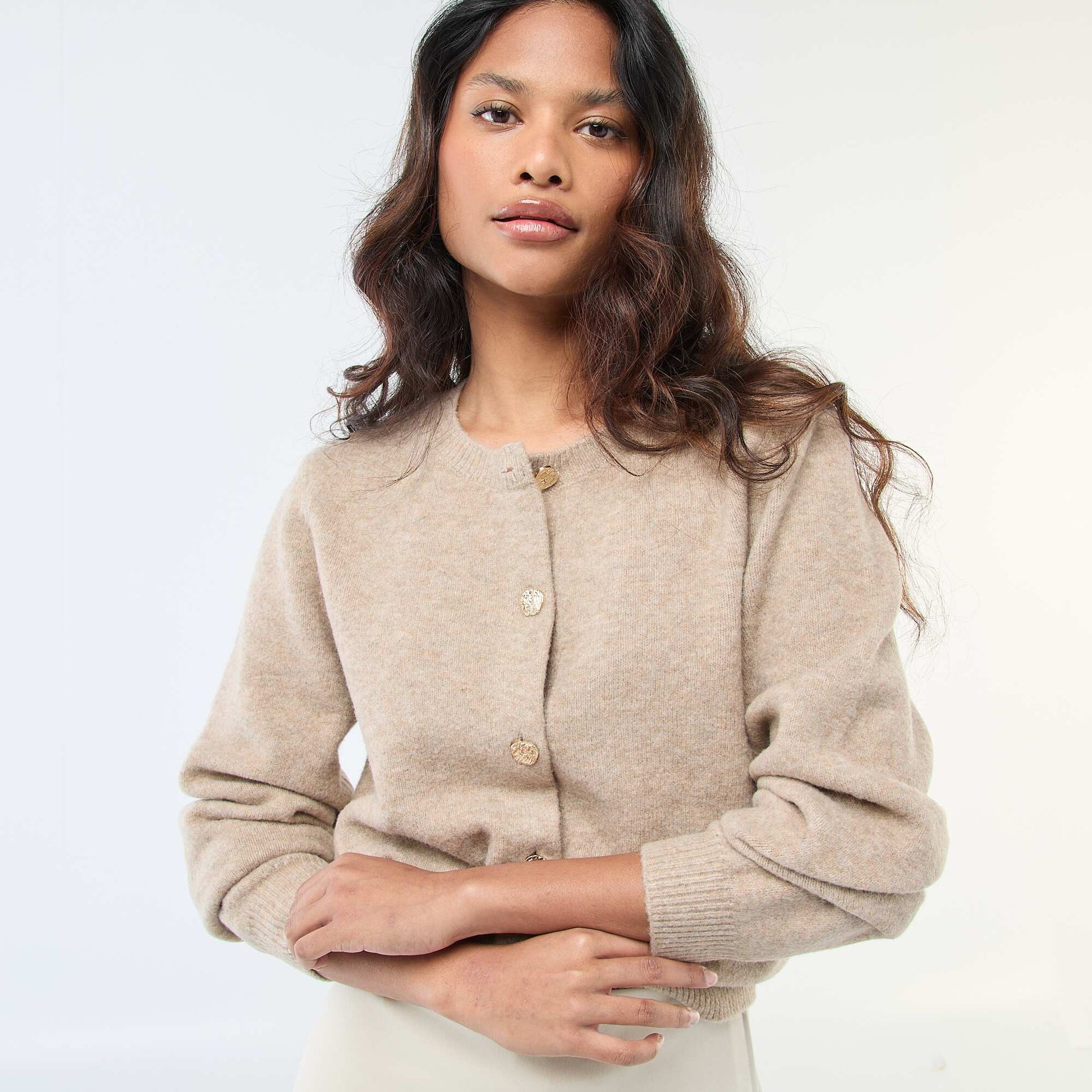 Gilet en maille avec boutons dorés BEIGE