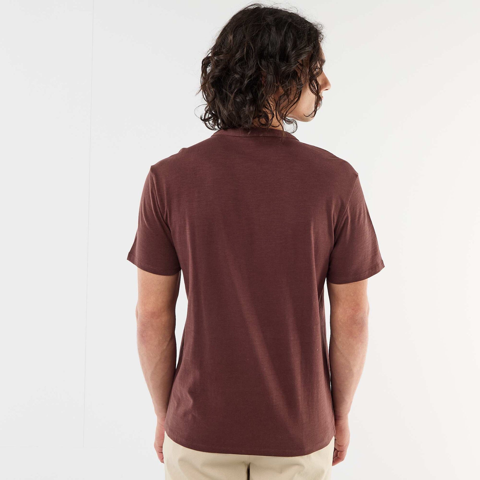 T-shirt manches courtes à col tunisien MARRON