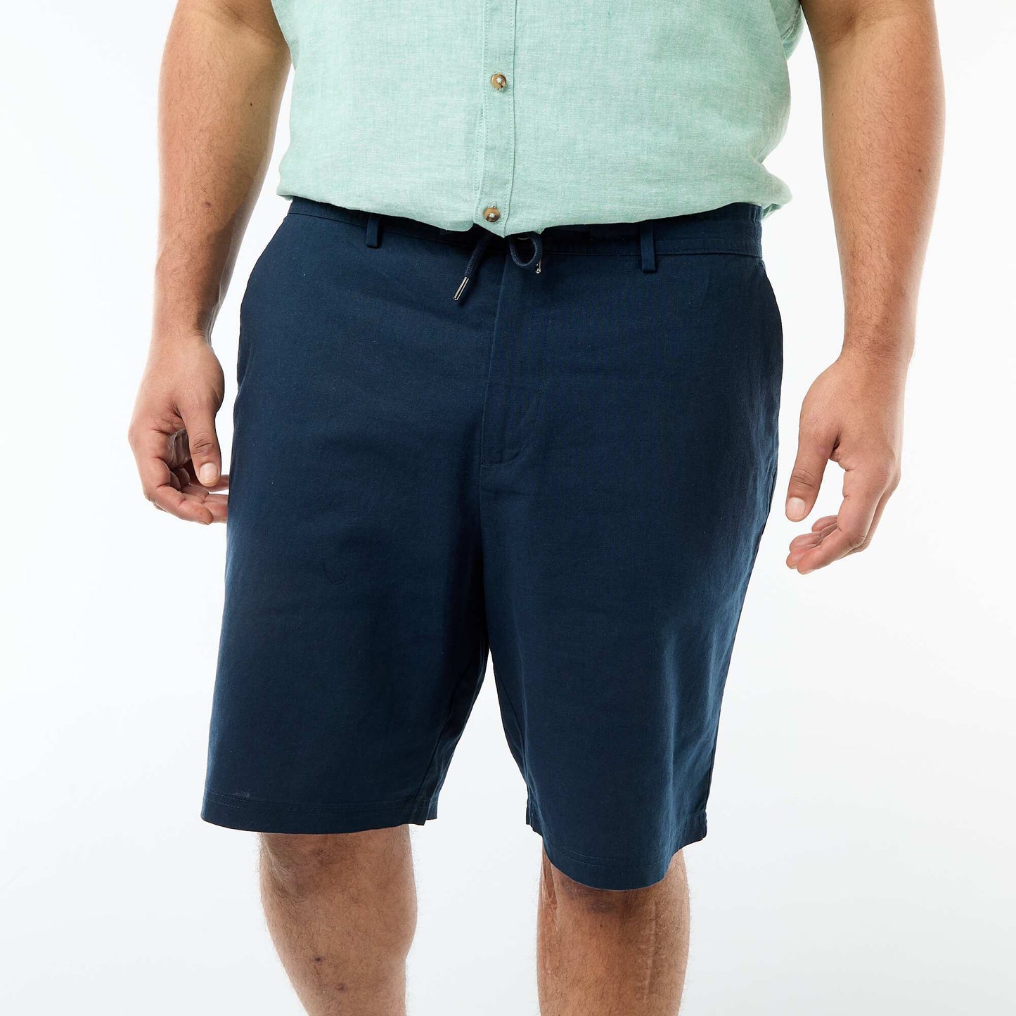 Bermuda chino avec ouverture boutonnée + zippée + liens de serrage BLEU