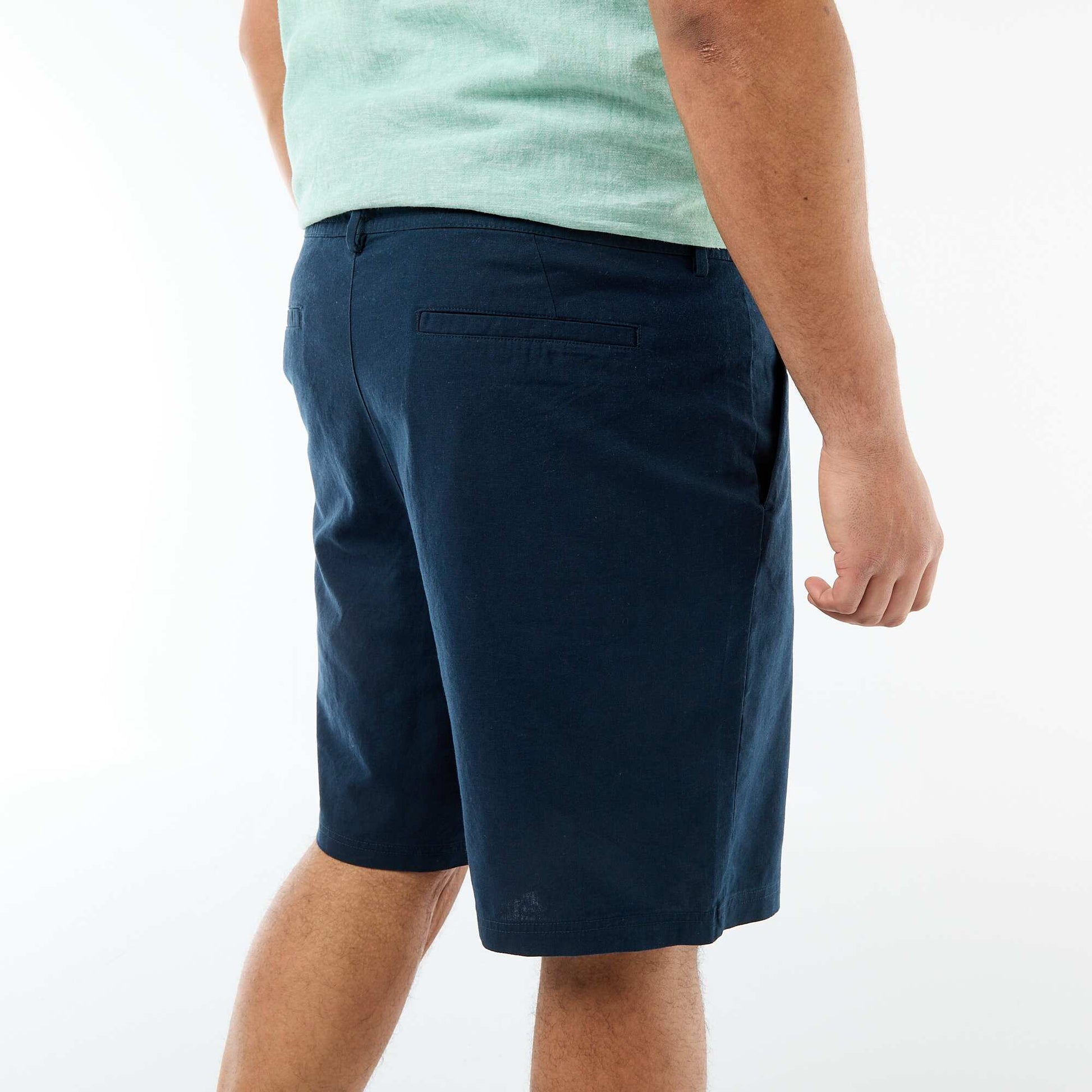 Bermuda chino avec ouverture boutonnée + zippée + liens de serrage BLEU