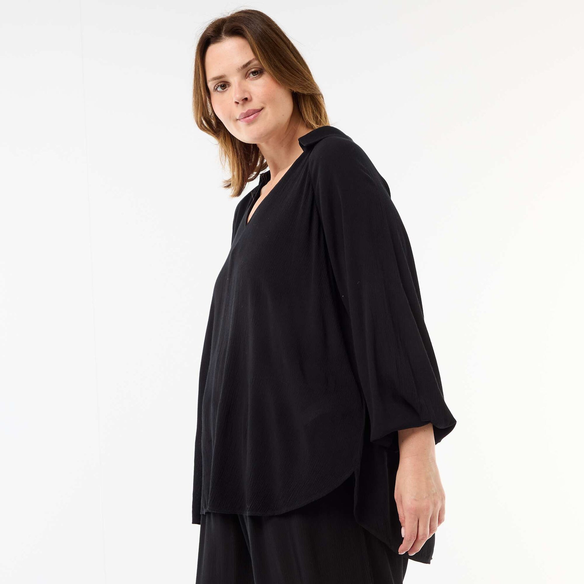 Blouse à manches longues col pointes libres NOIR