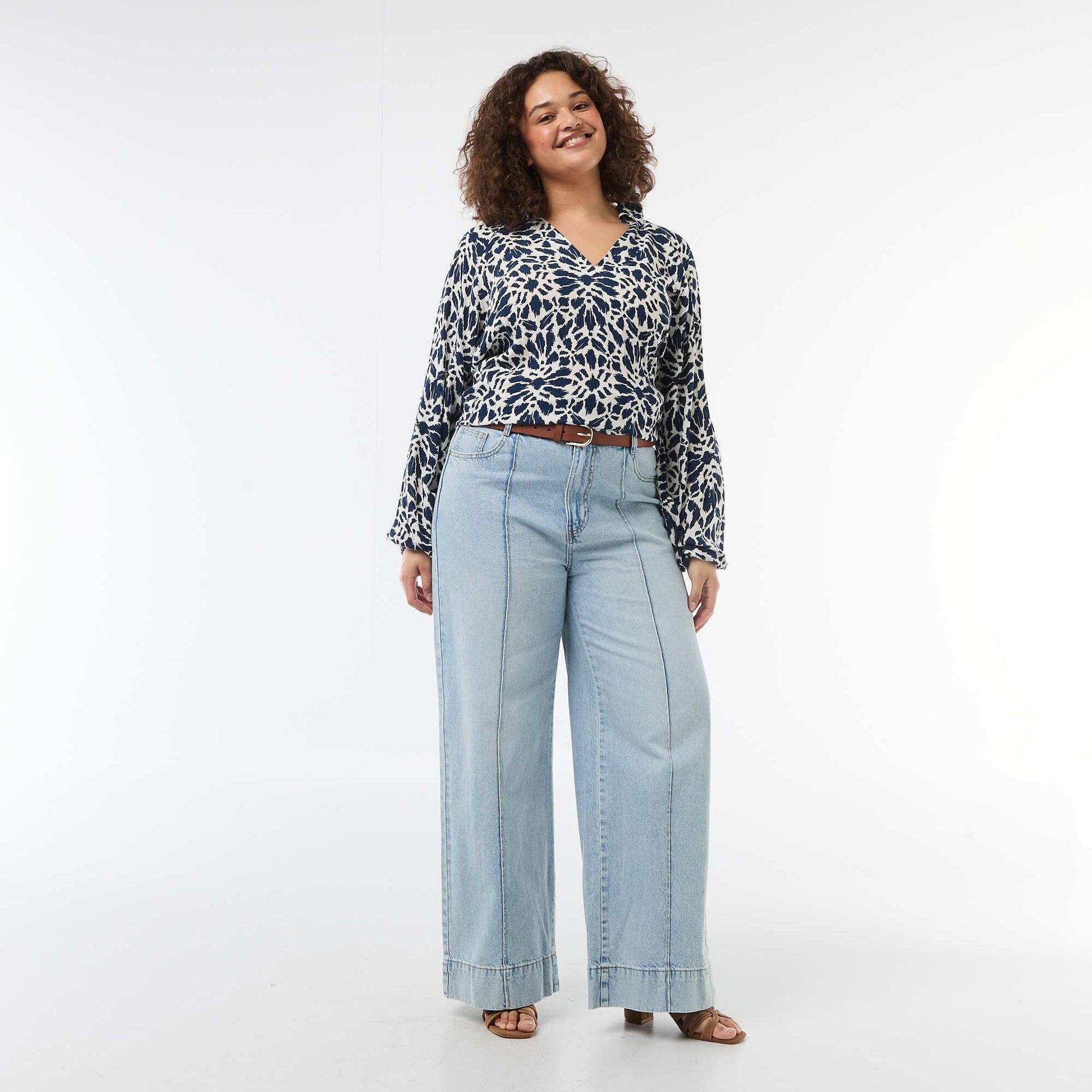Blouse à manches longues col pointes libres BLEU