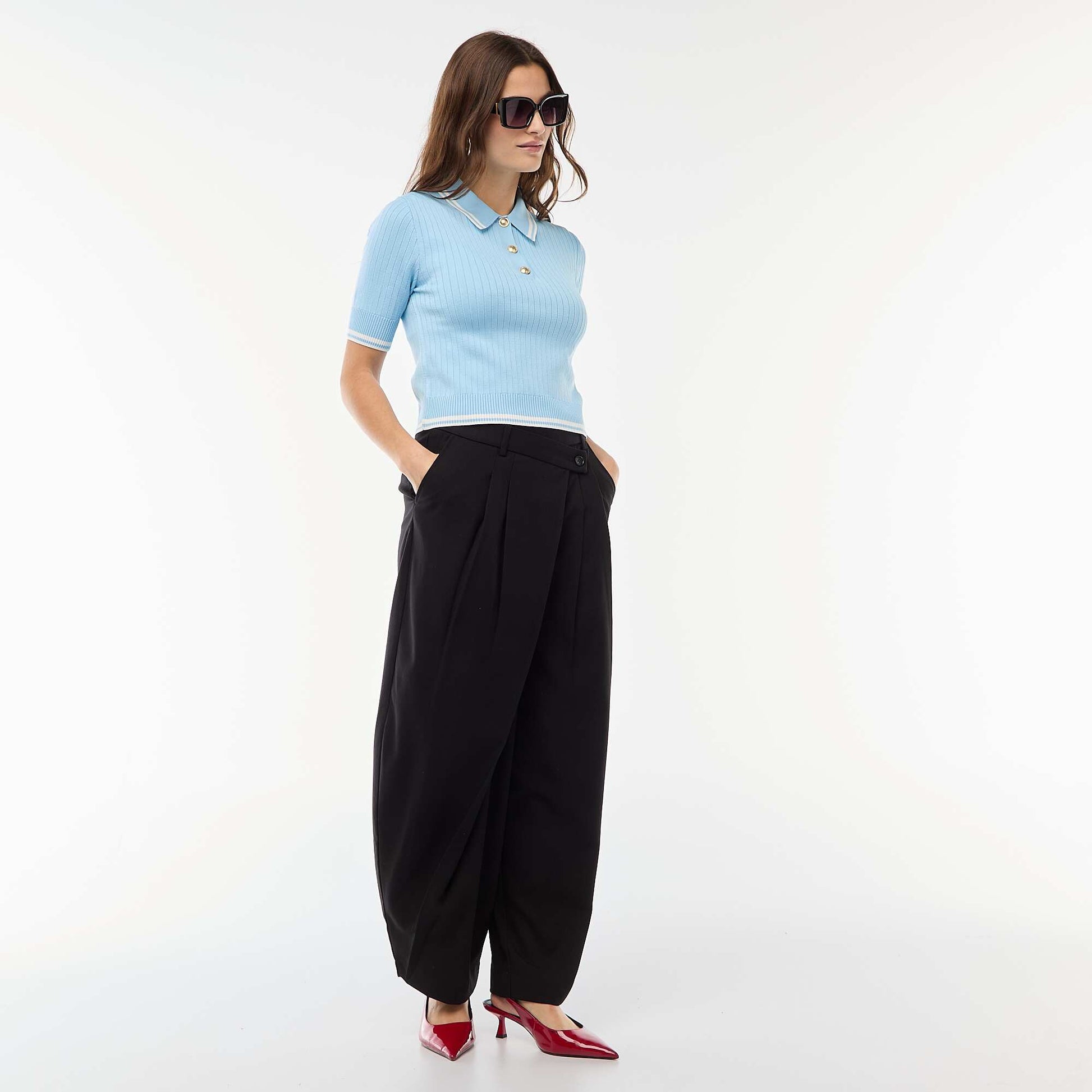 Pantalon à pinces asymétrique NOIR
