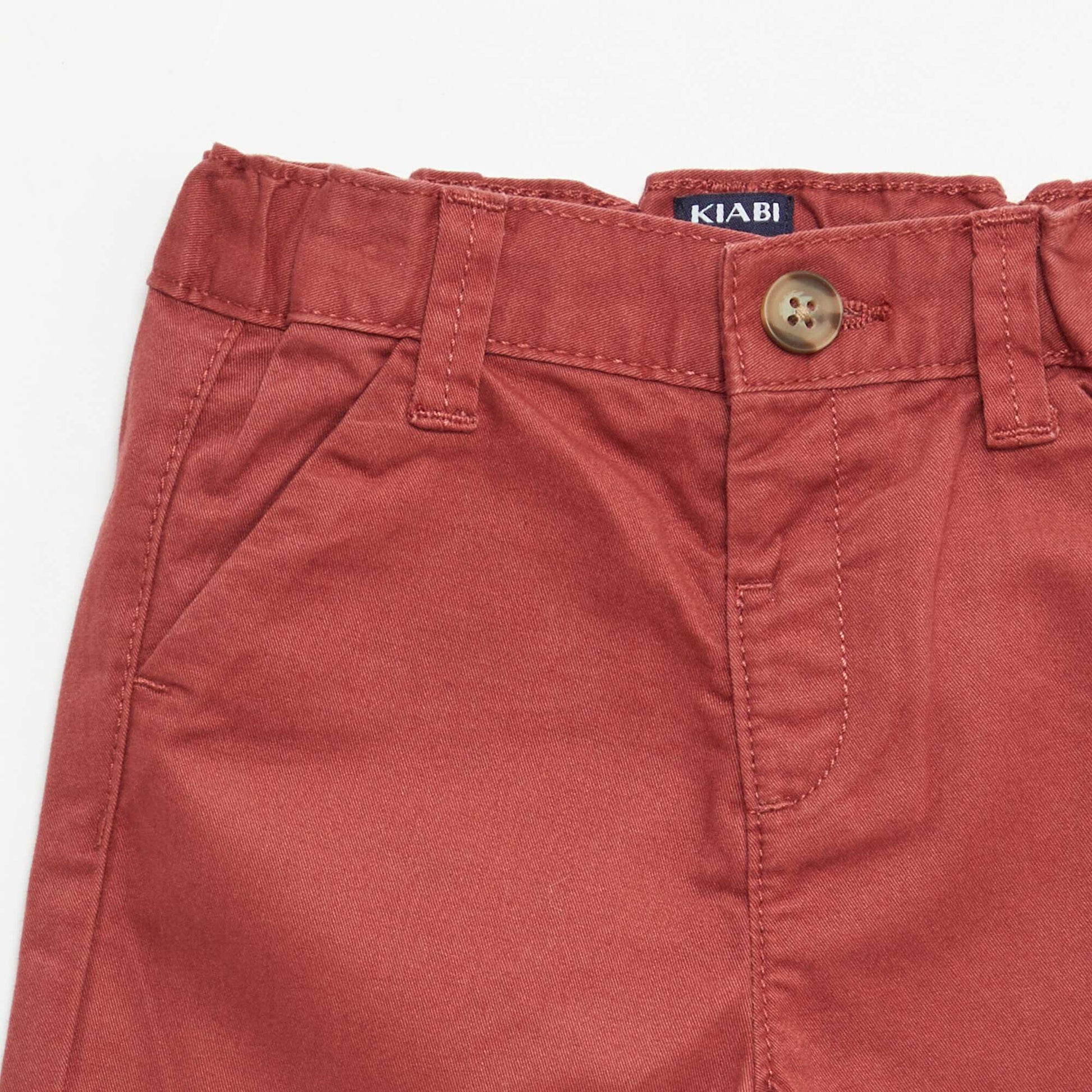 Short chino avec taille ajustable ROUGE
