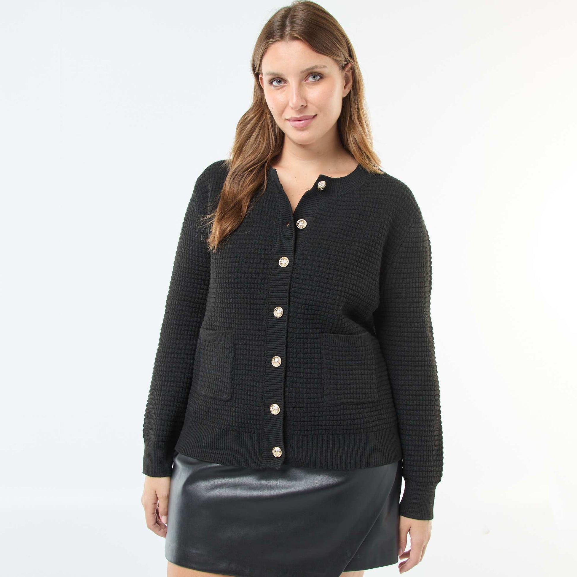 Gilet en maille gaufrée avec boutons dorés NOIR