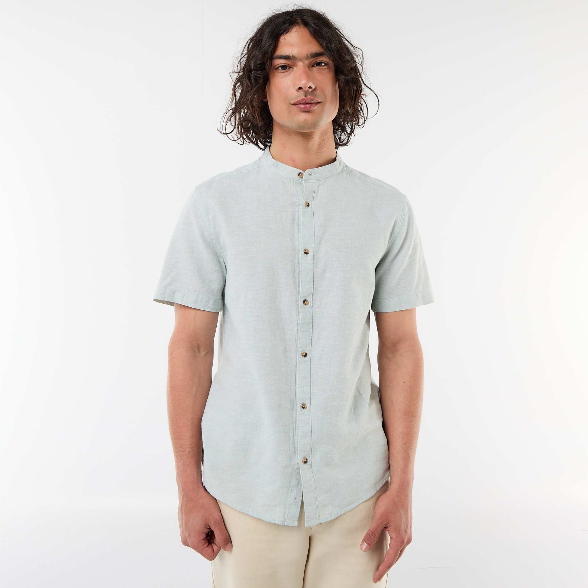 Chemise unie à manches courtes et col mao en lin mélangé VERT