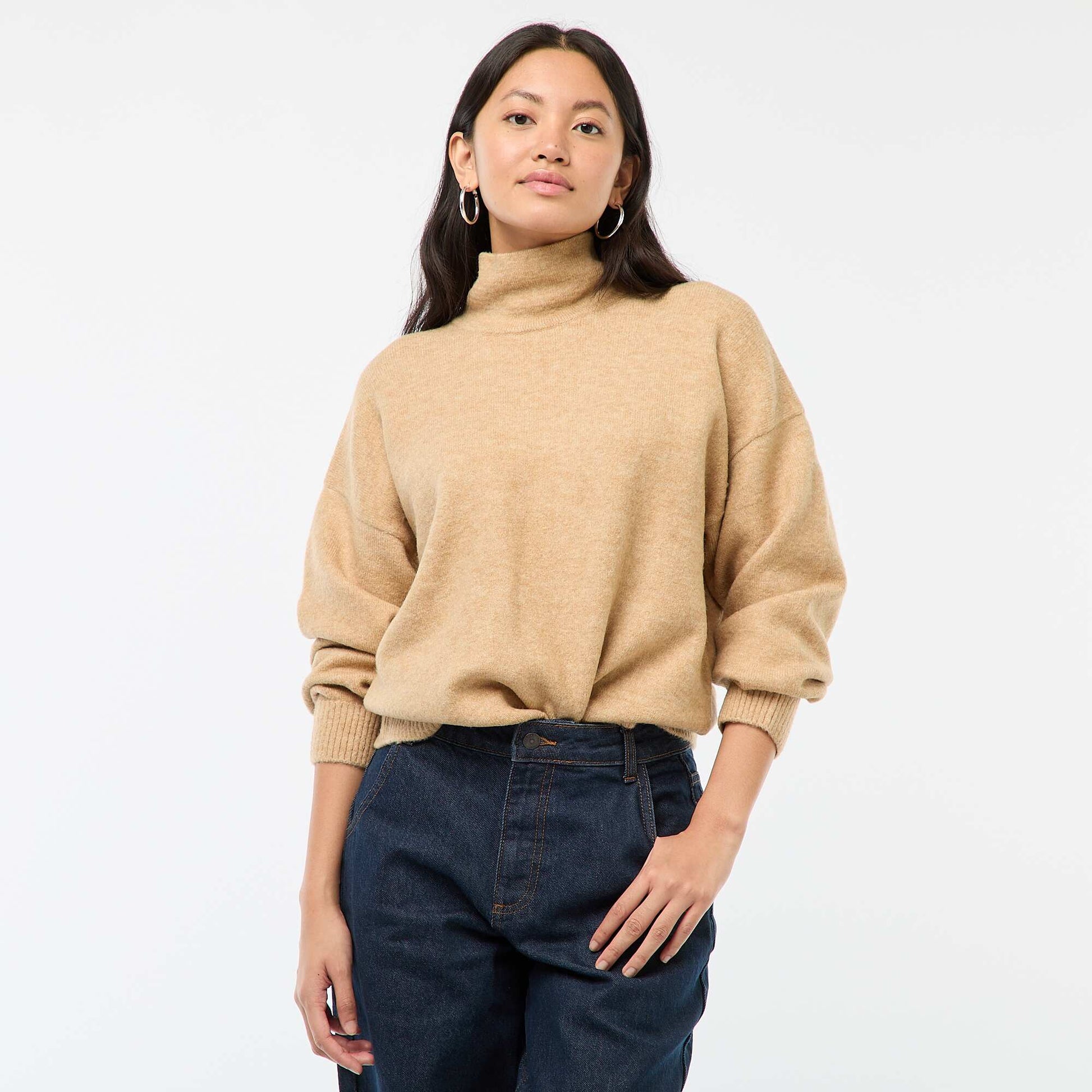 Pull doux avec fente bijou au dos BEIGE