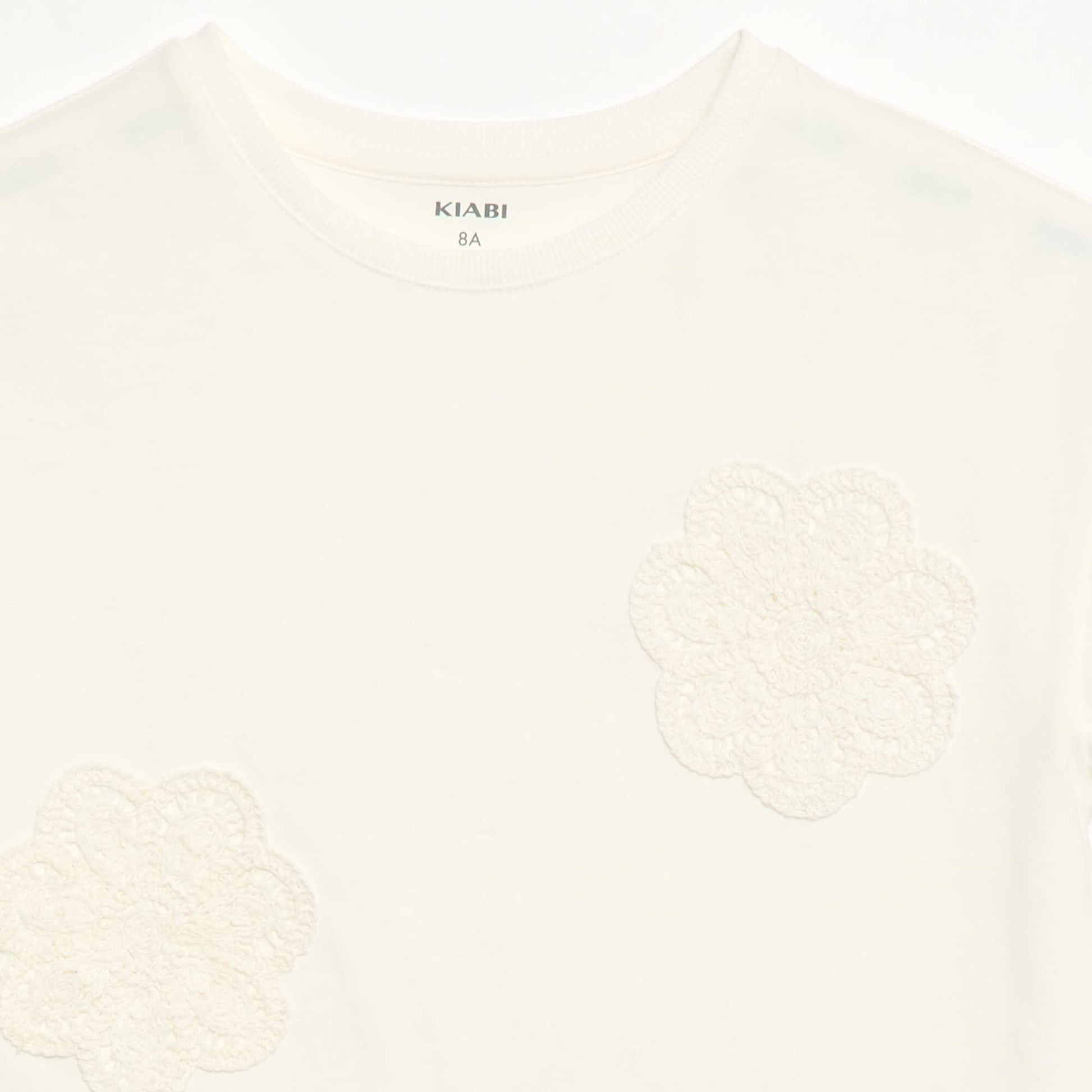 T-shirt avec fleurs en macramé BLANC