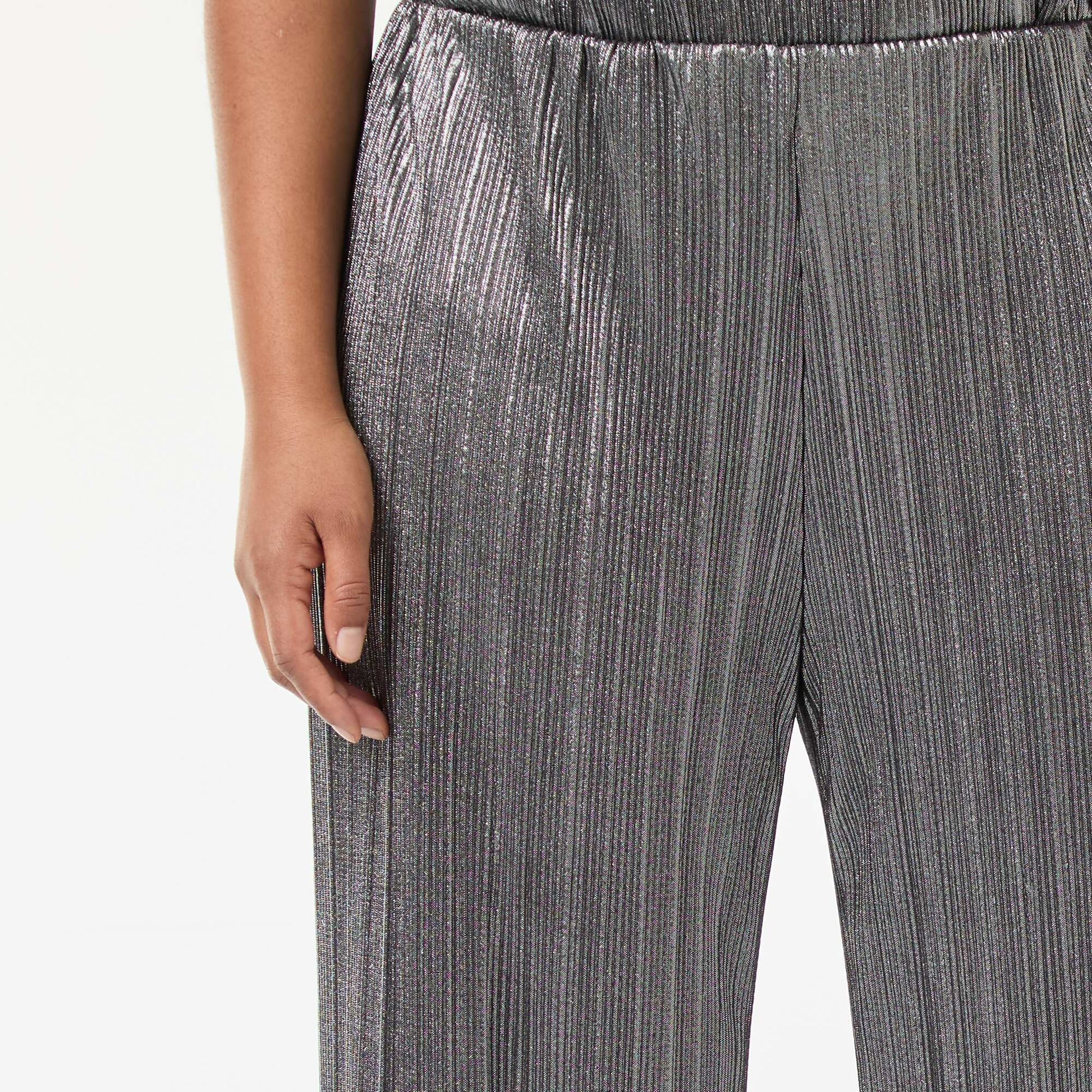 Pantalon large en maille plissée argentée GRIS
