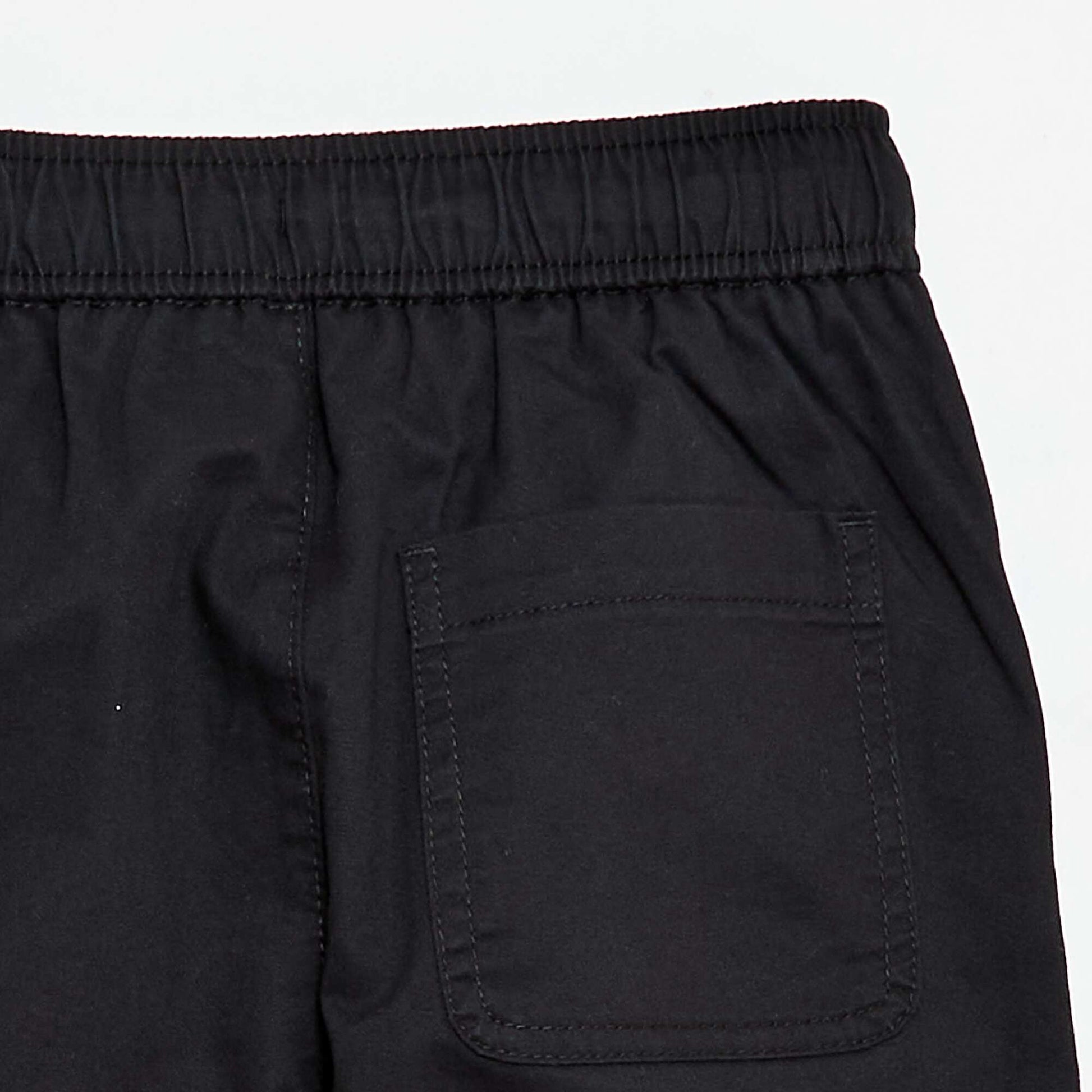 Jogpant uni avec ourlets NOIR